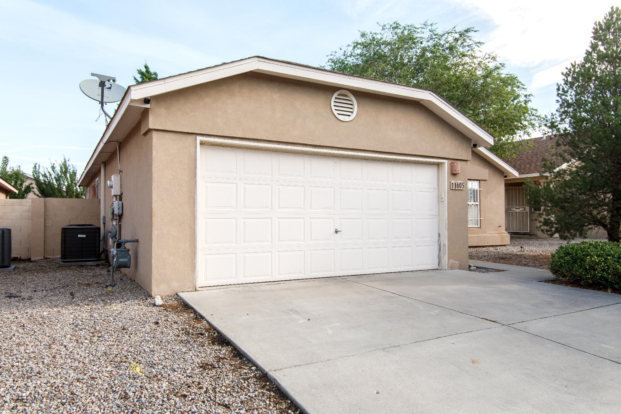 11605 SINGING ARROW Avenue SE