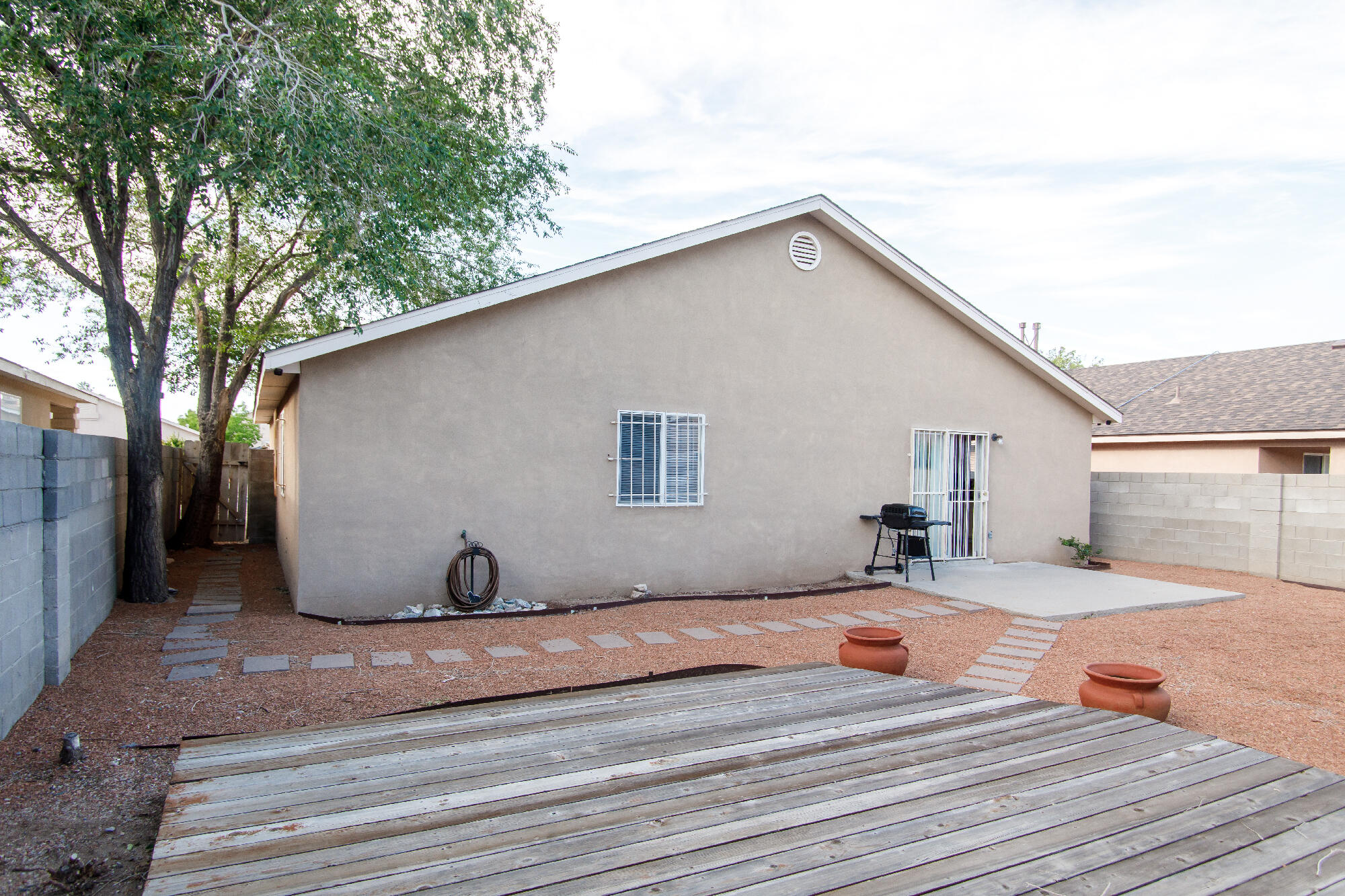 11605 SINGING ARROW Avenue SE