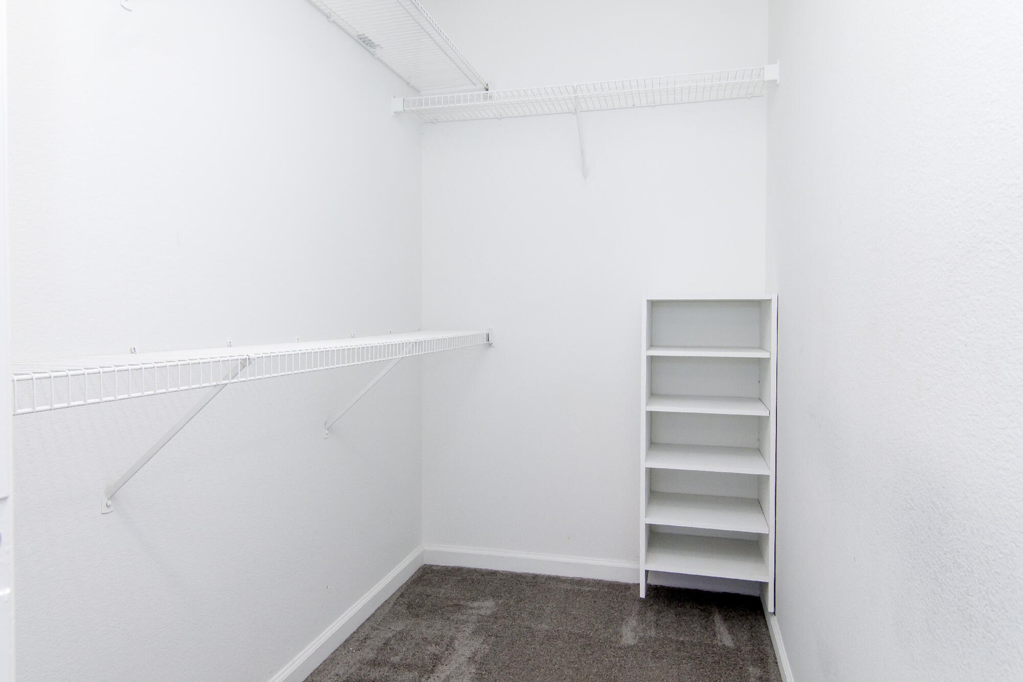 11605 SINGING ARROW Avenue SE