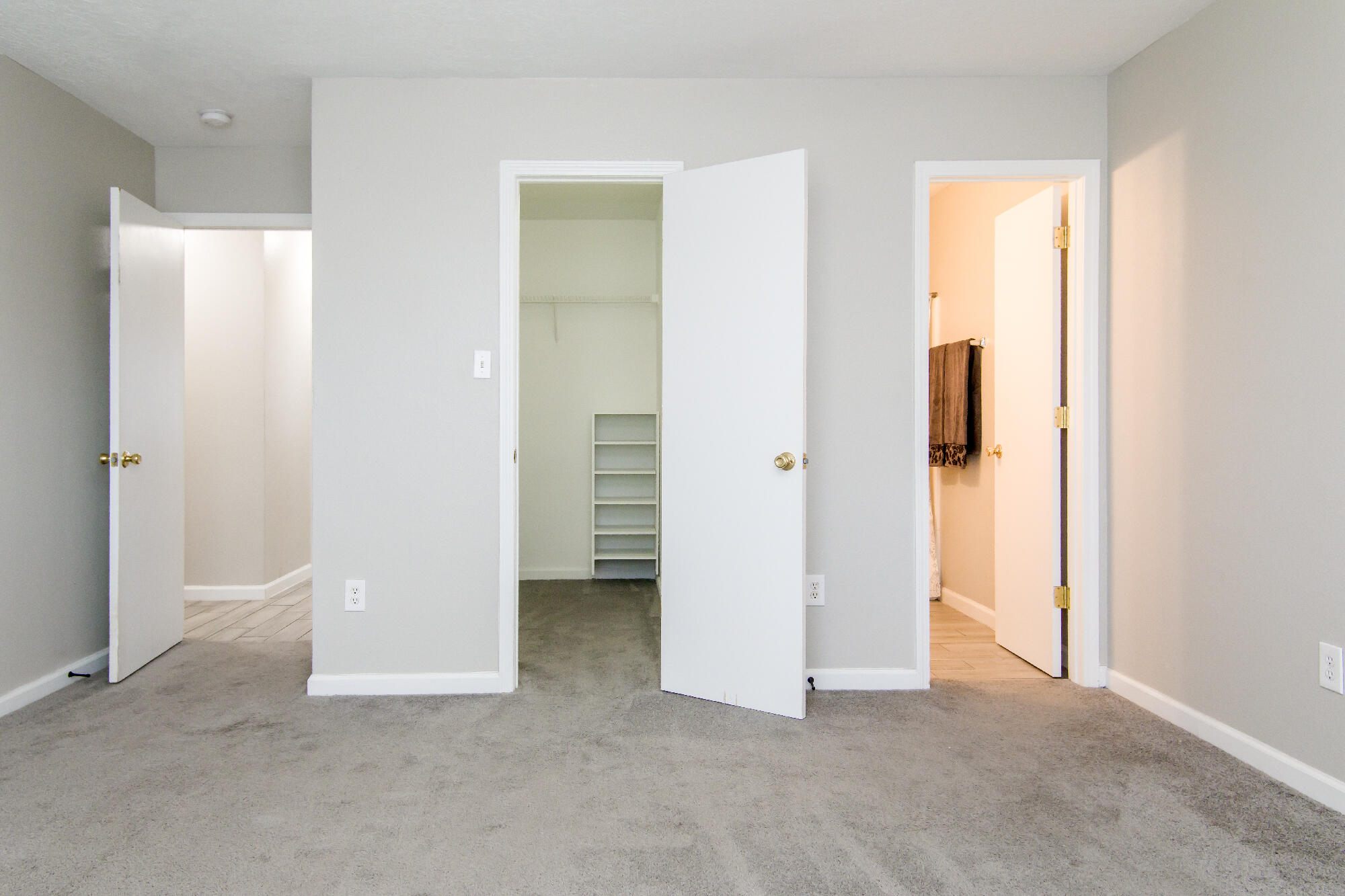 11605 SINGING ARROW Avenue SE