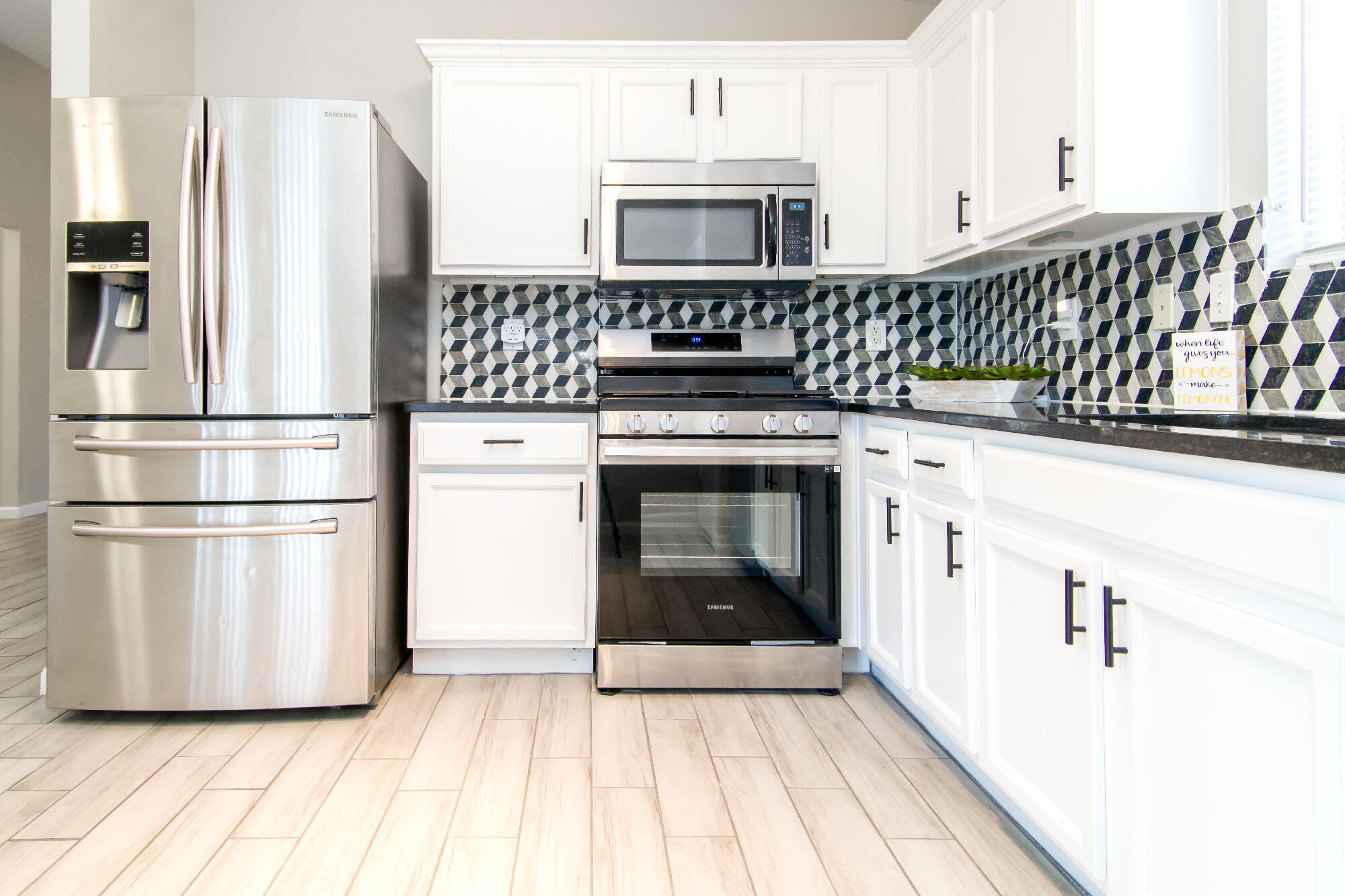 11605 SINGING ARROW Avenue SE