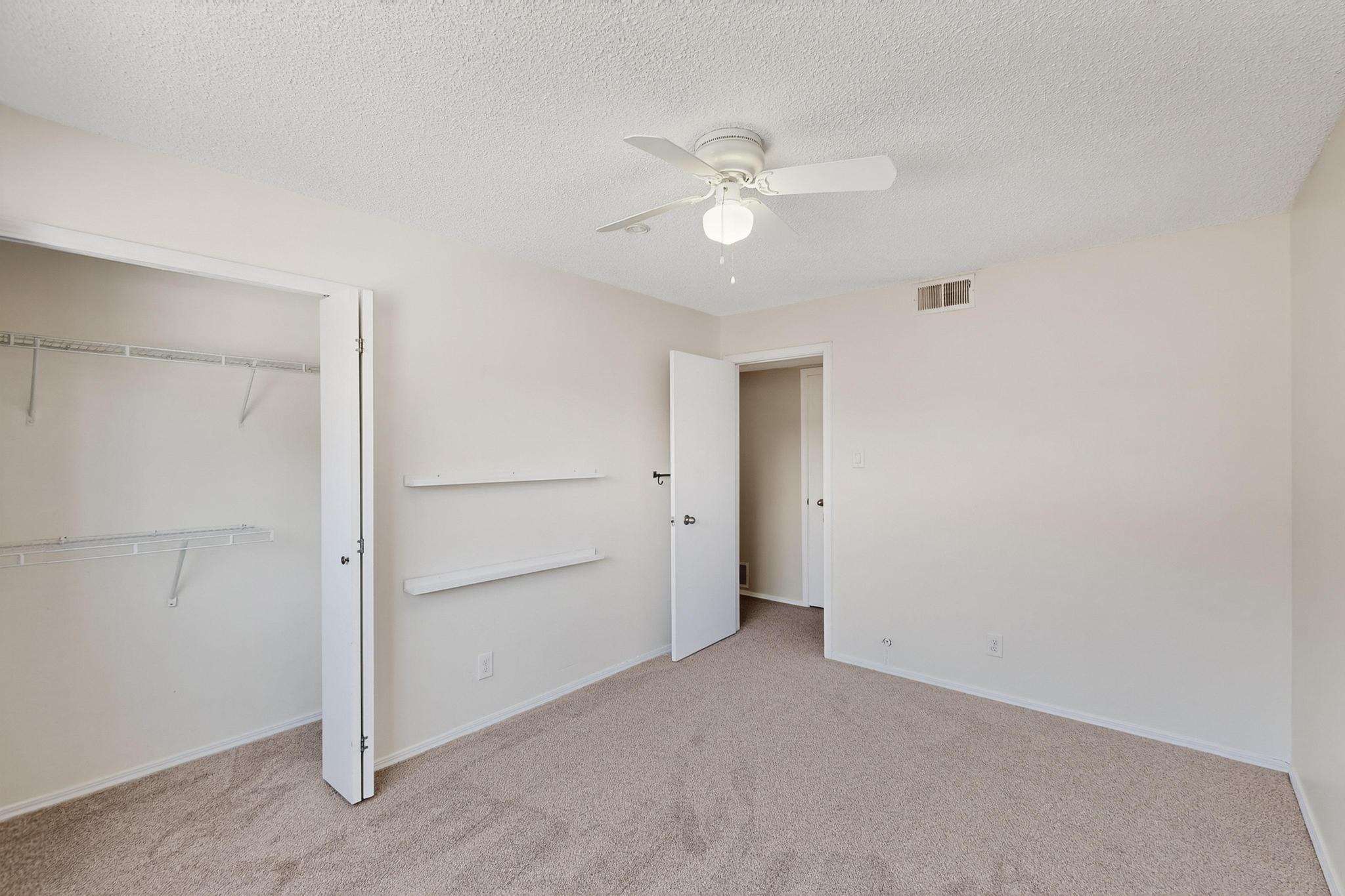 11527 NASSAU Drive NE