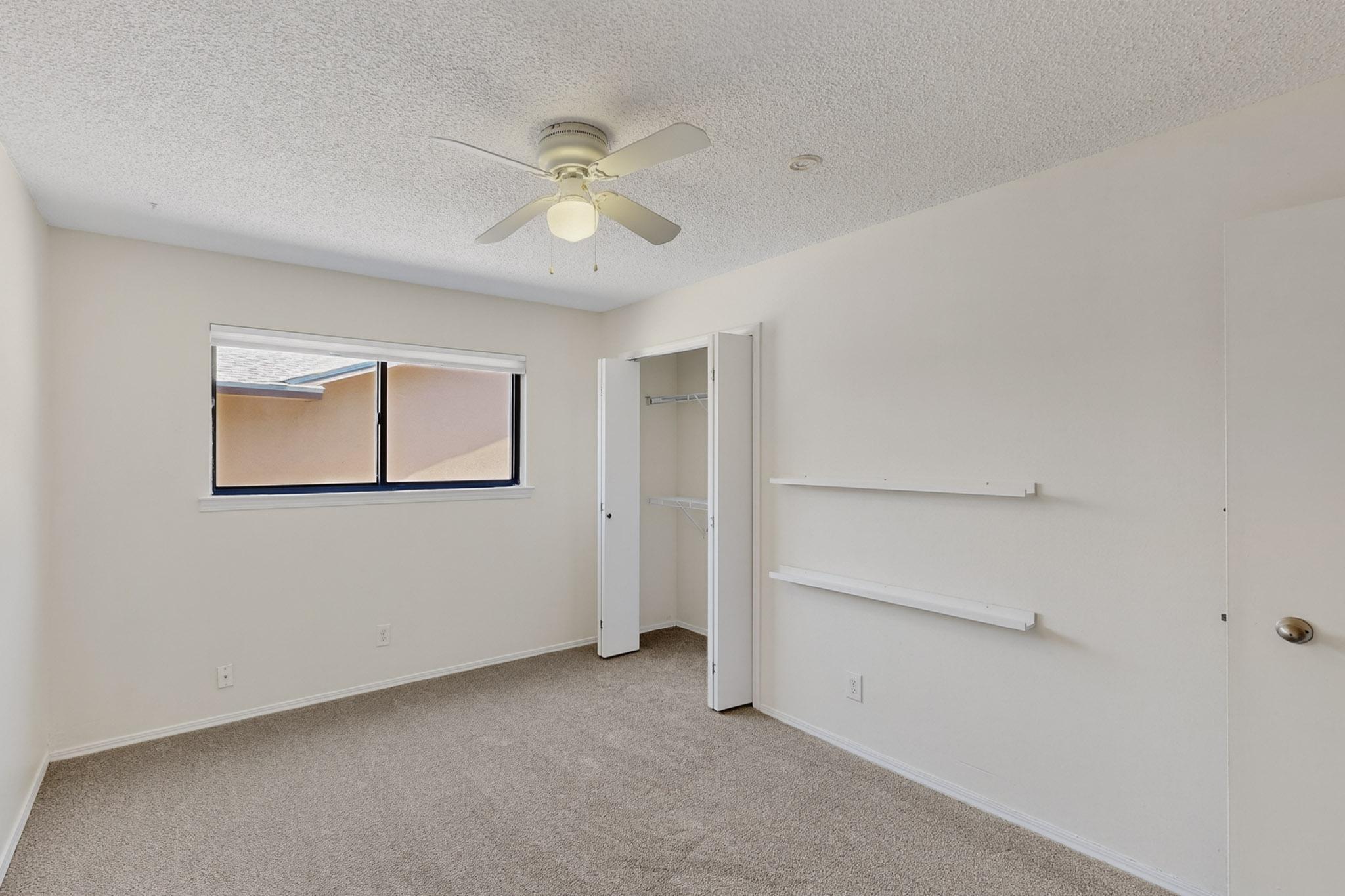 11527 NASSAU Drive NE