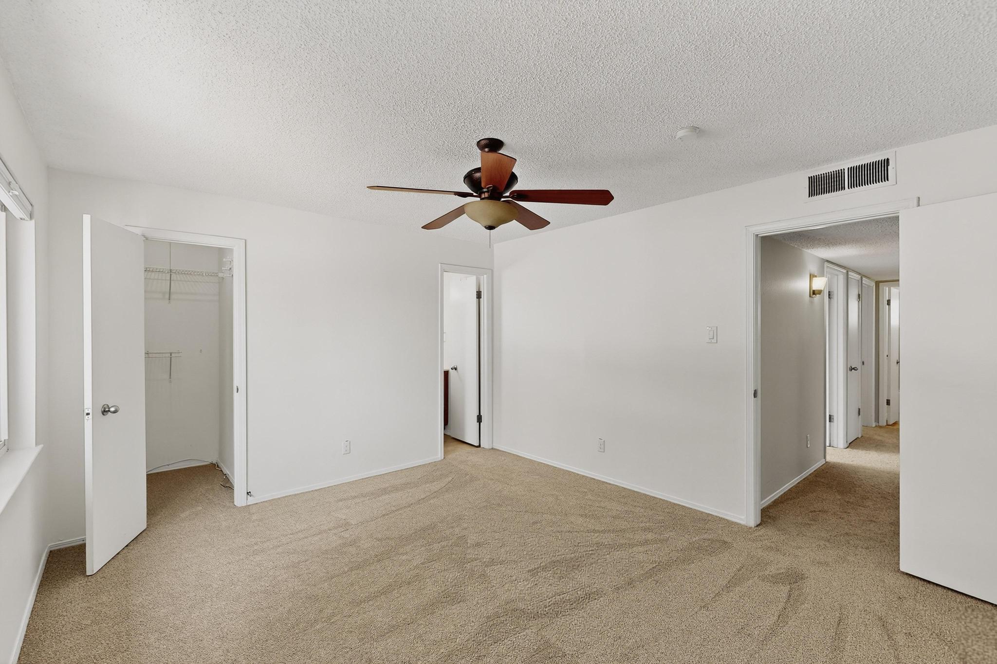 11527 NASSAU Drive NE