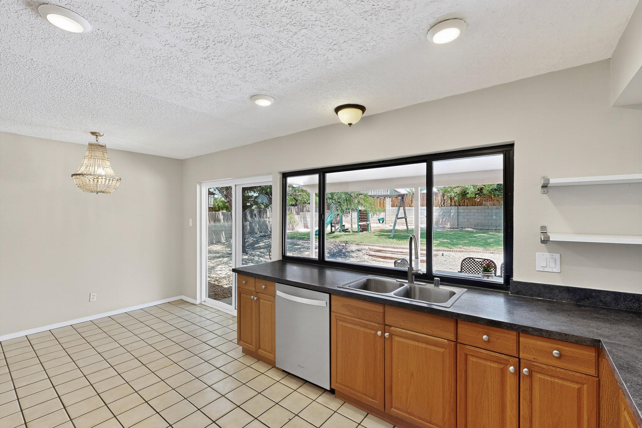 11527 NASSAU Drive NE