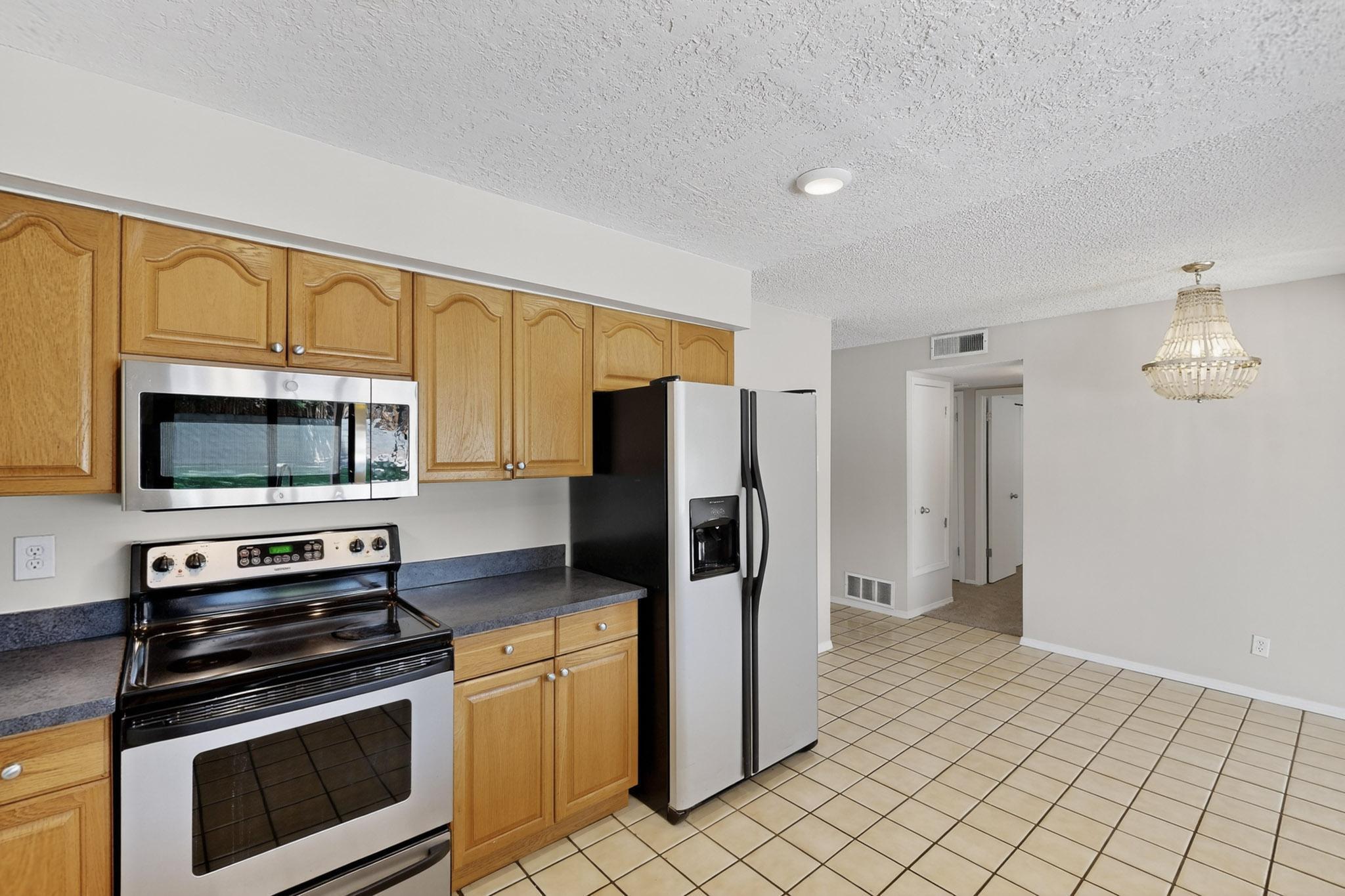 11527 NASSAU Drive NE