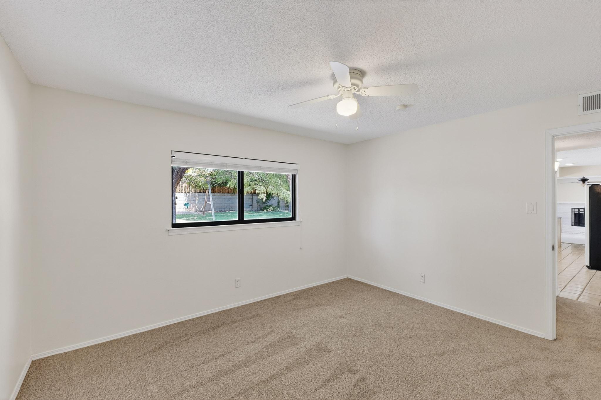 11527 NASSAU Drive NE