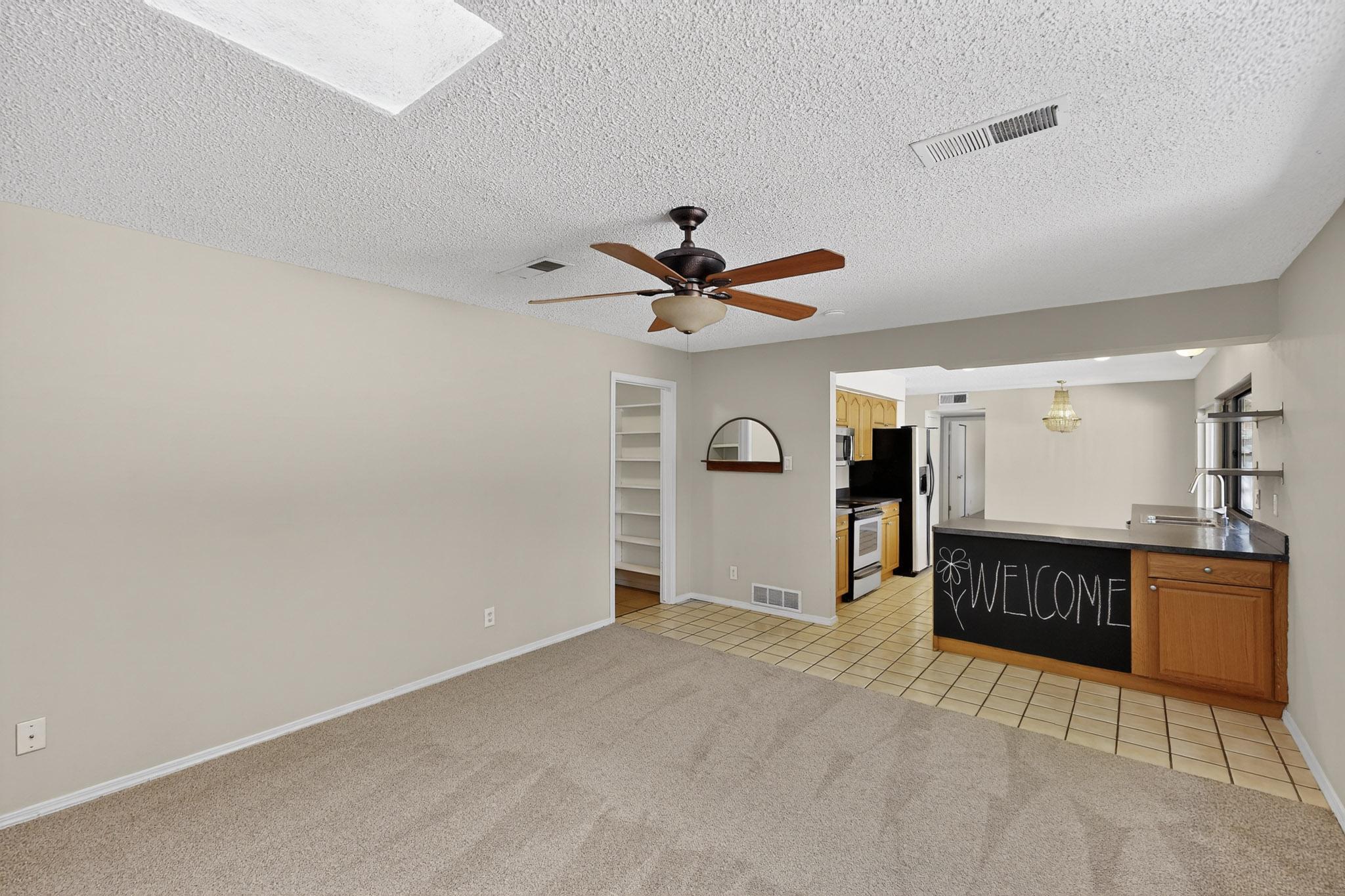 11527 NASSAU Drive NE