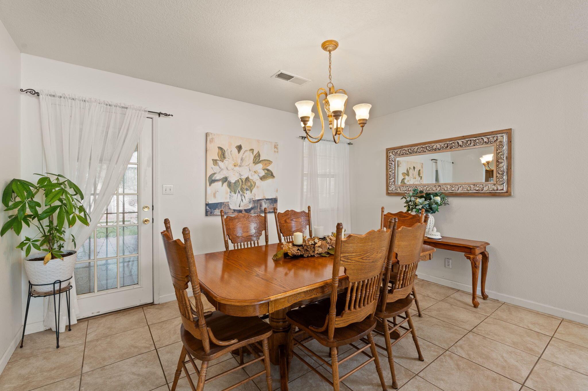 7037 ALBANY HILLS Drive NE