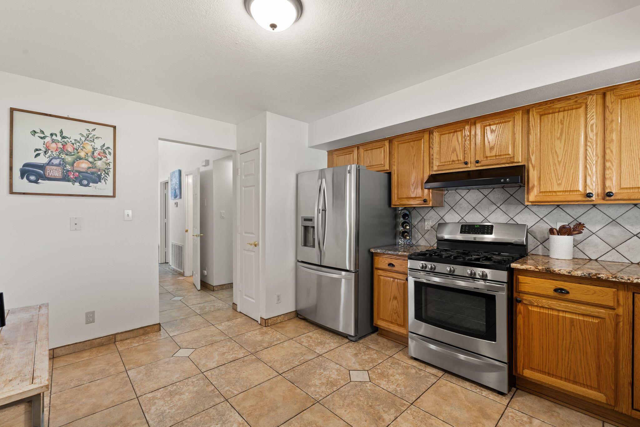 7037 ALBANY HILLS Drive NE