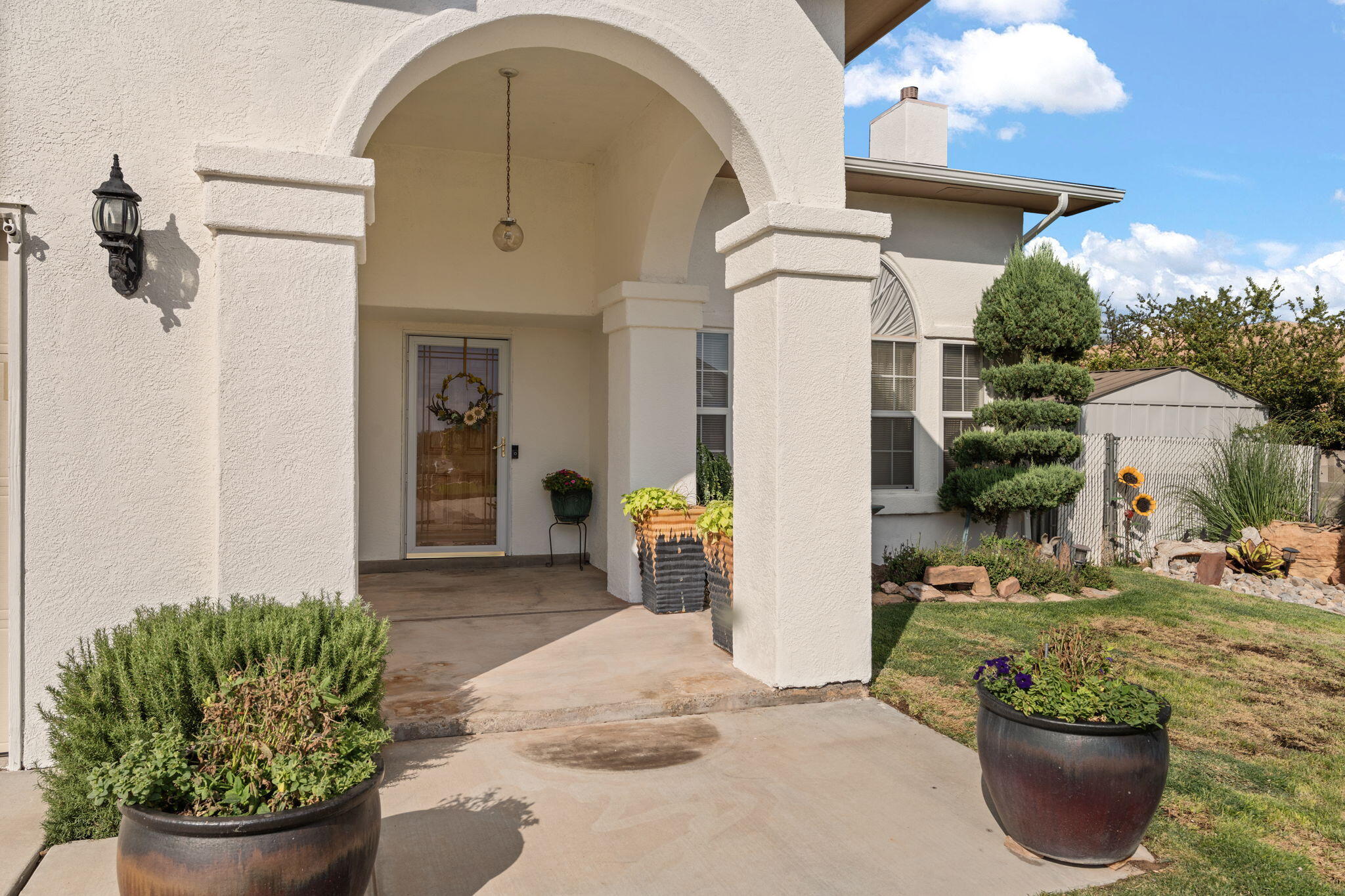 7037 ALBANY HILLS Drive NE