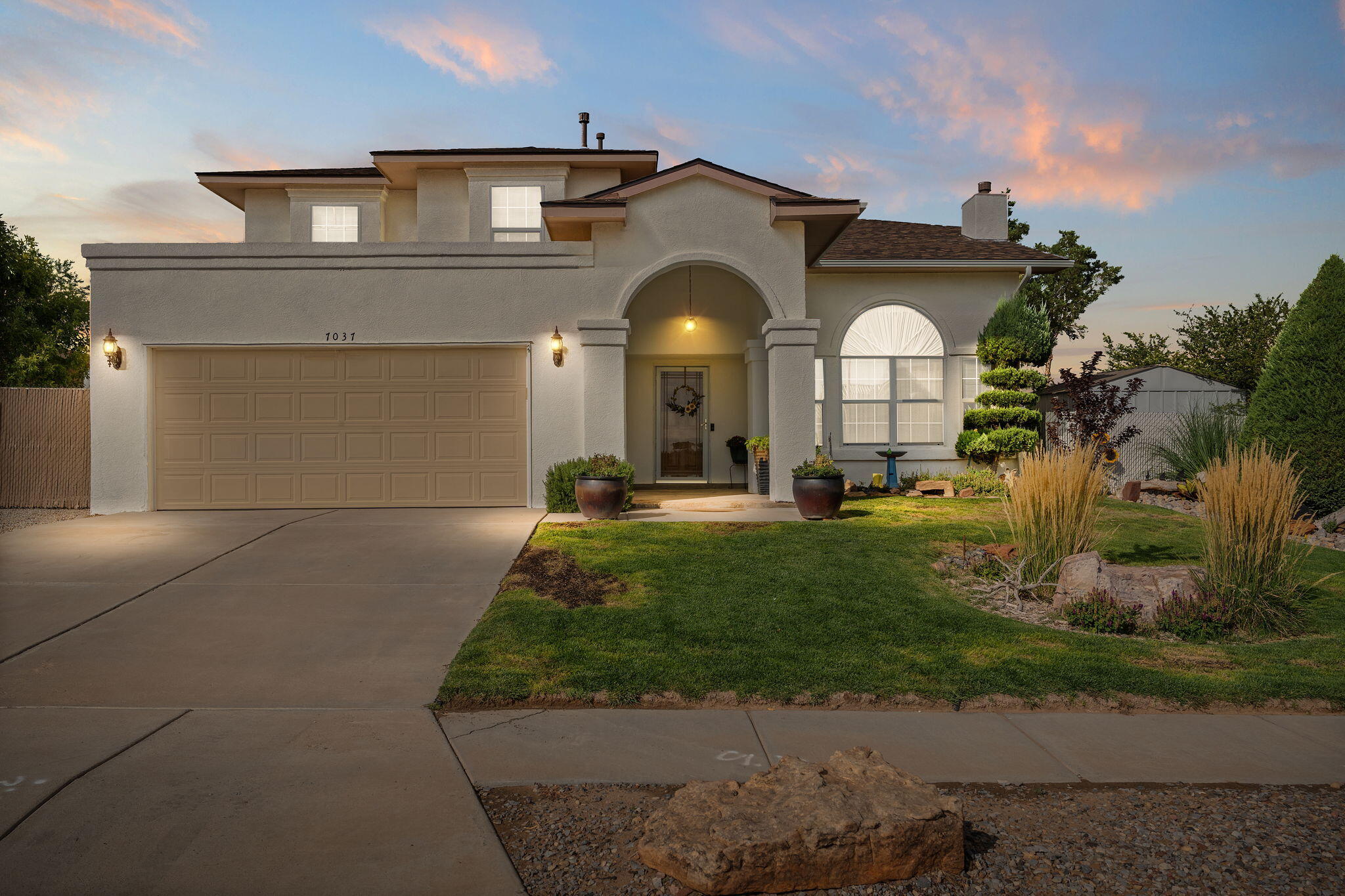 7037 ALBANY HILLS Drive NE