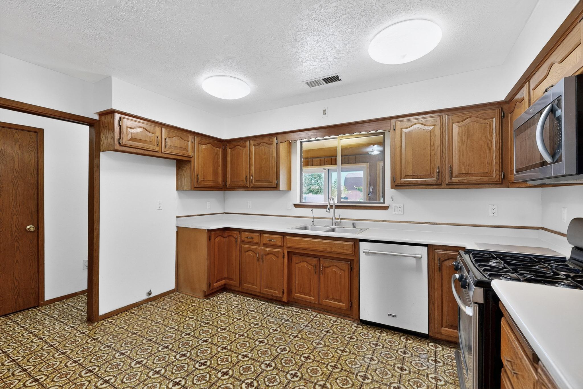 1335 Kaghan Loop Drive