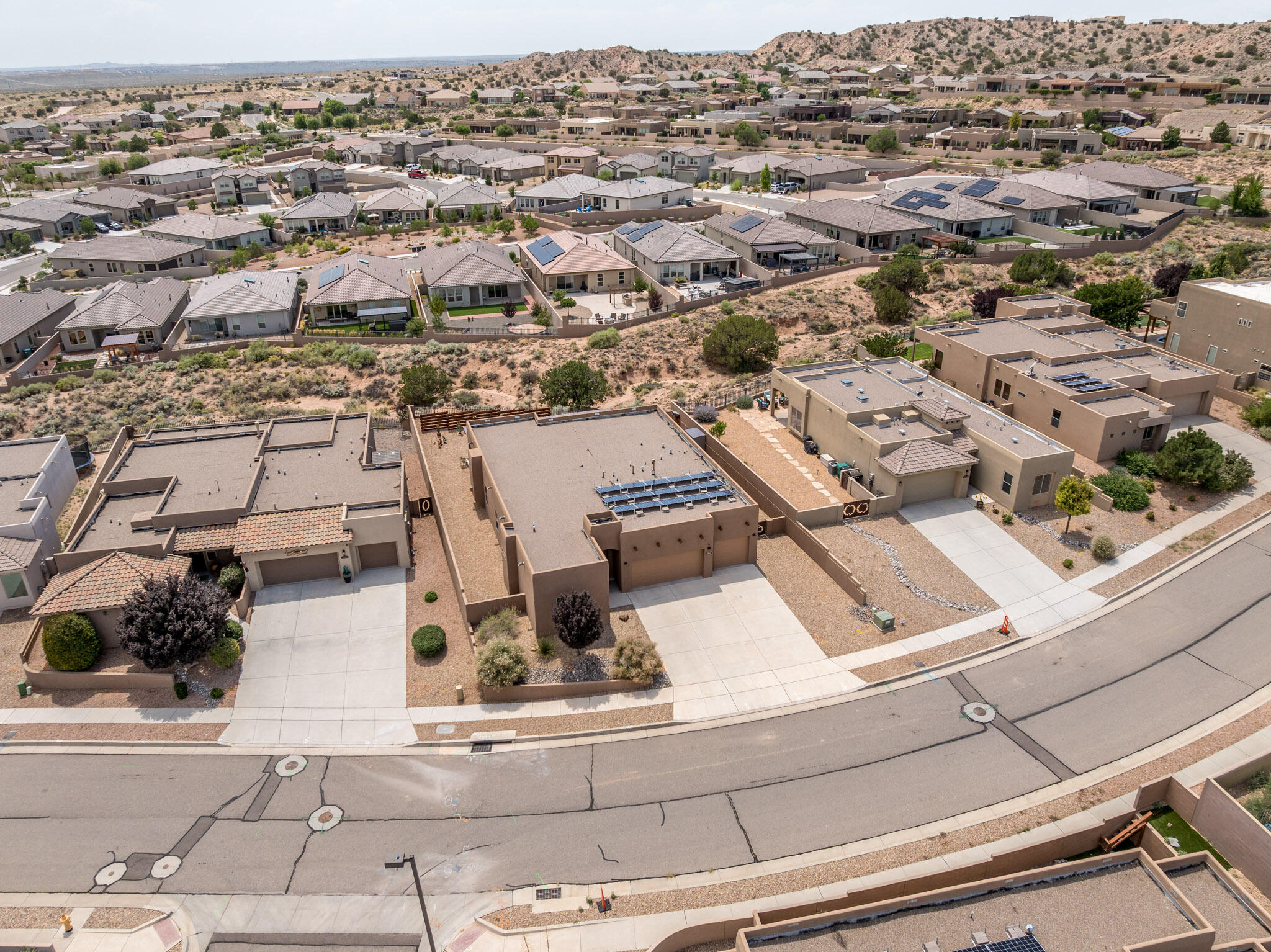 2909 REDONDO SANTA FE