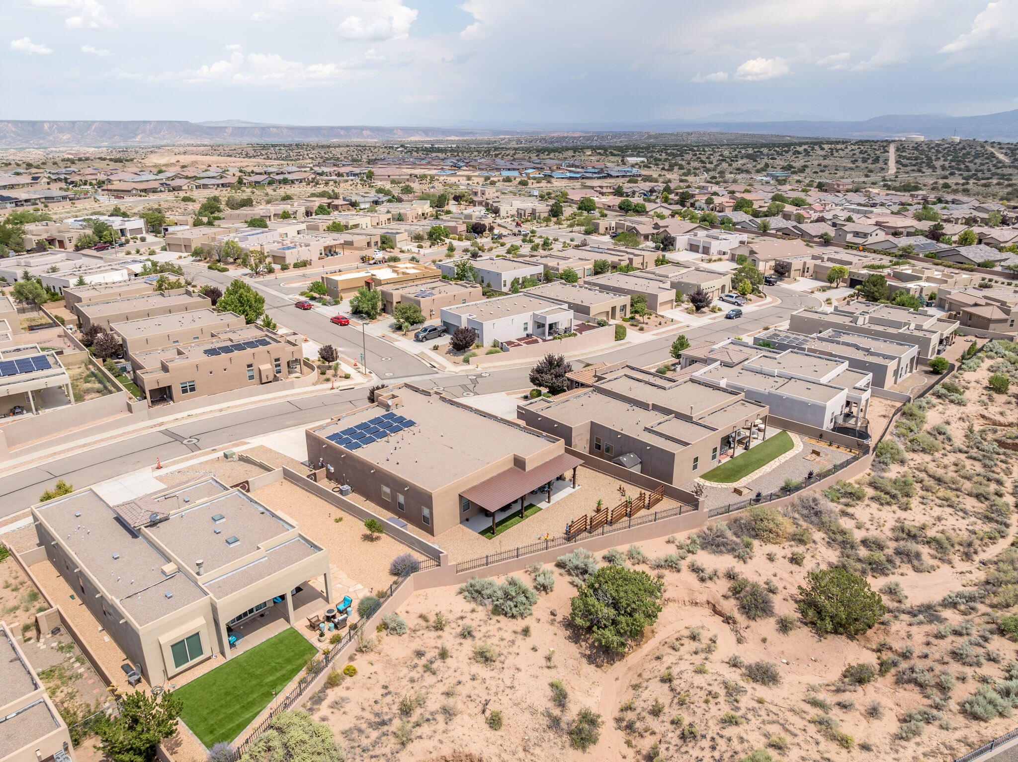 2909 REDONDO SANTA FE