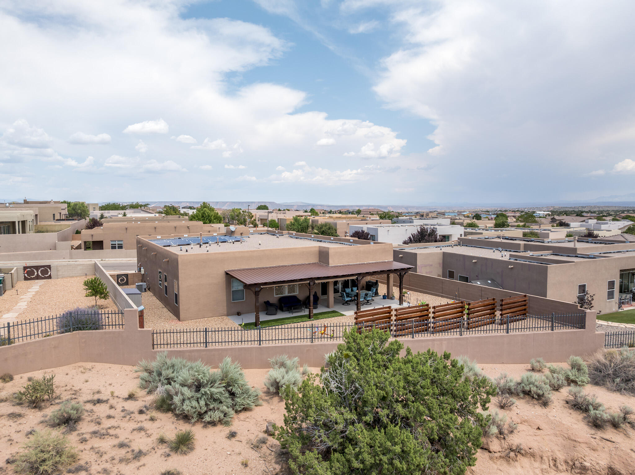 2909 REDONDO SANTA FE