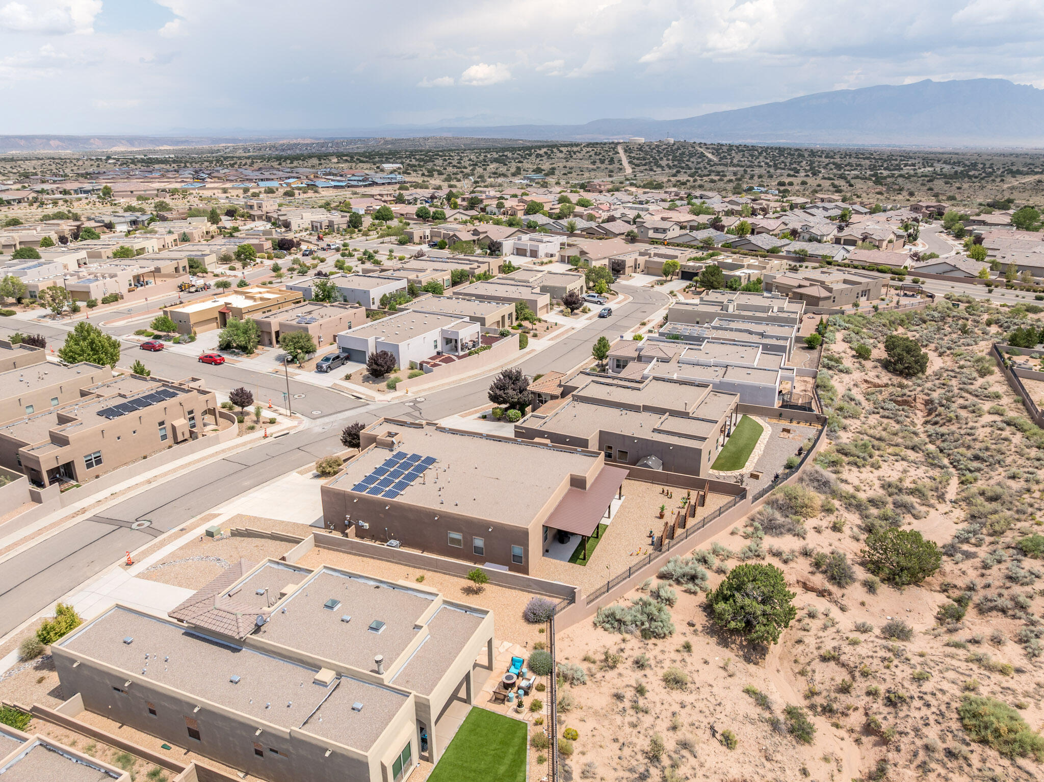 2909 REDONDO SANTA FE