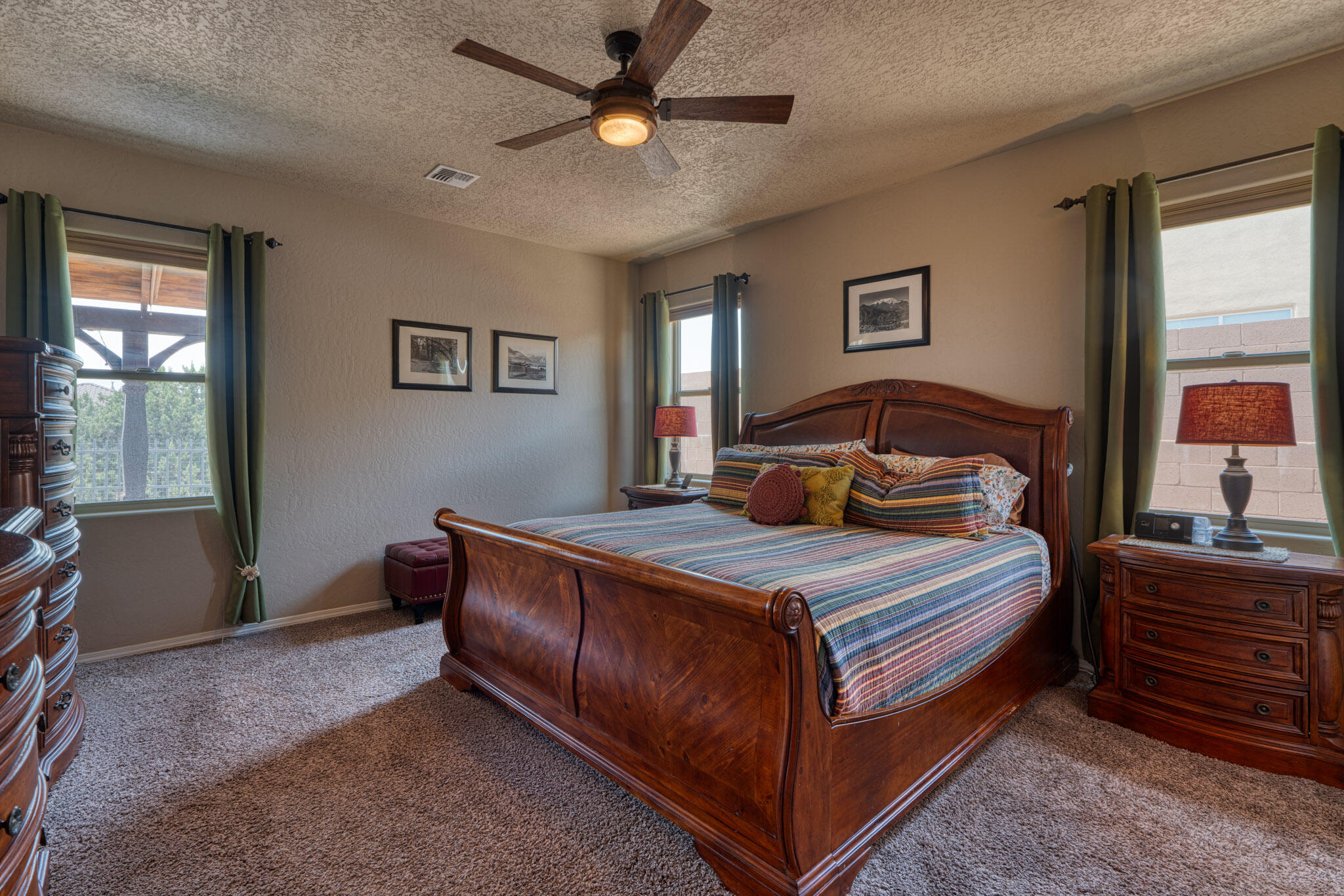 2909 REDONDO SANTA FE