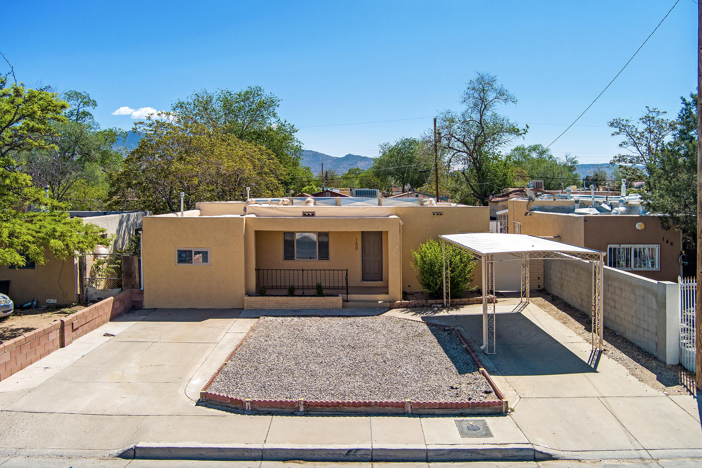 150 MESILLA Street NE