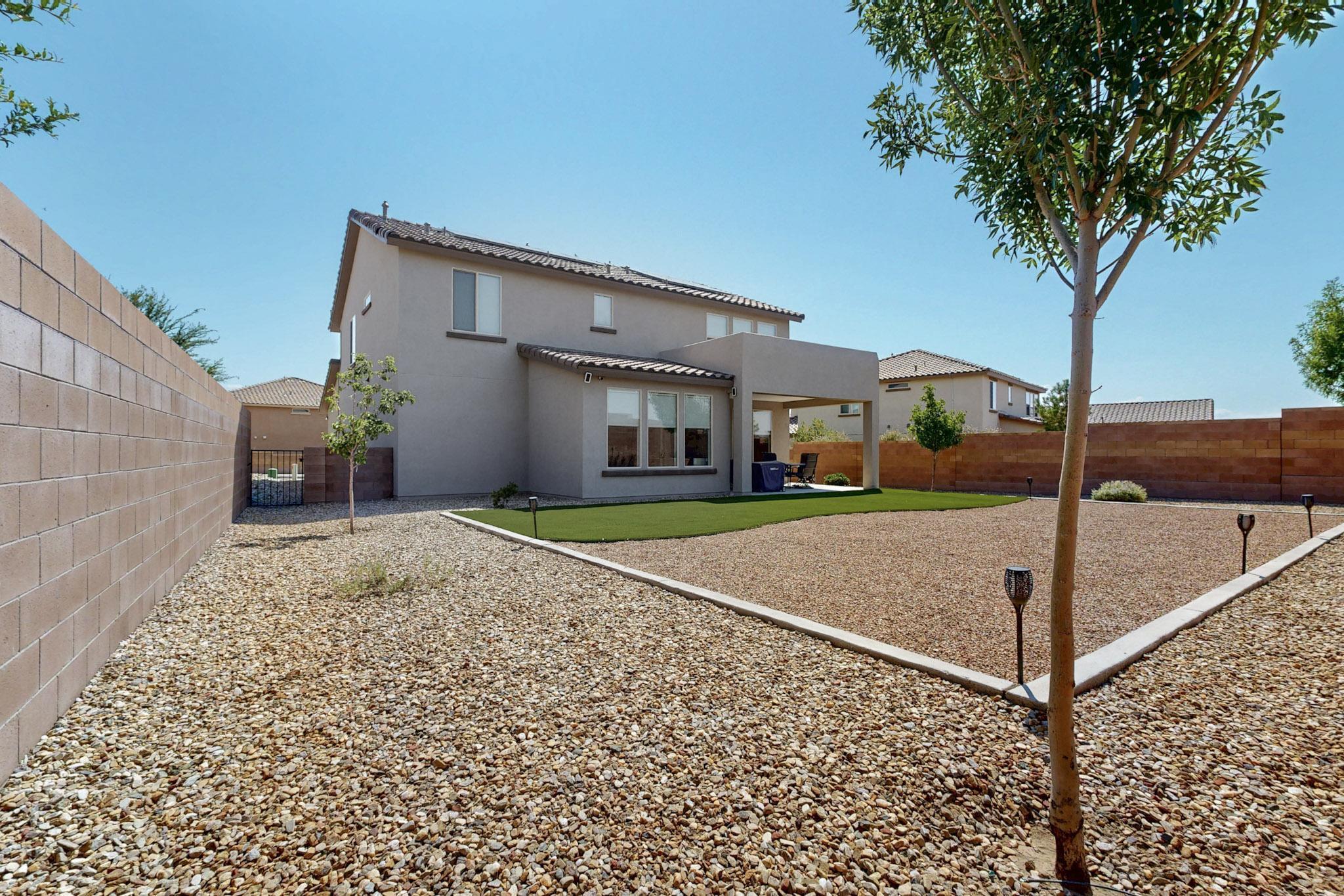 9200 Red Butte Place NW