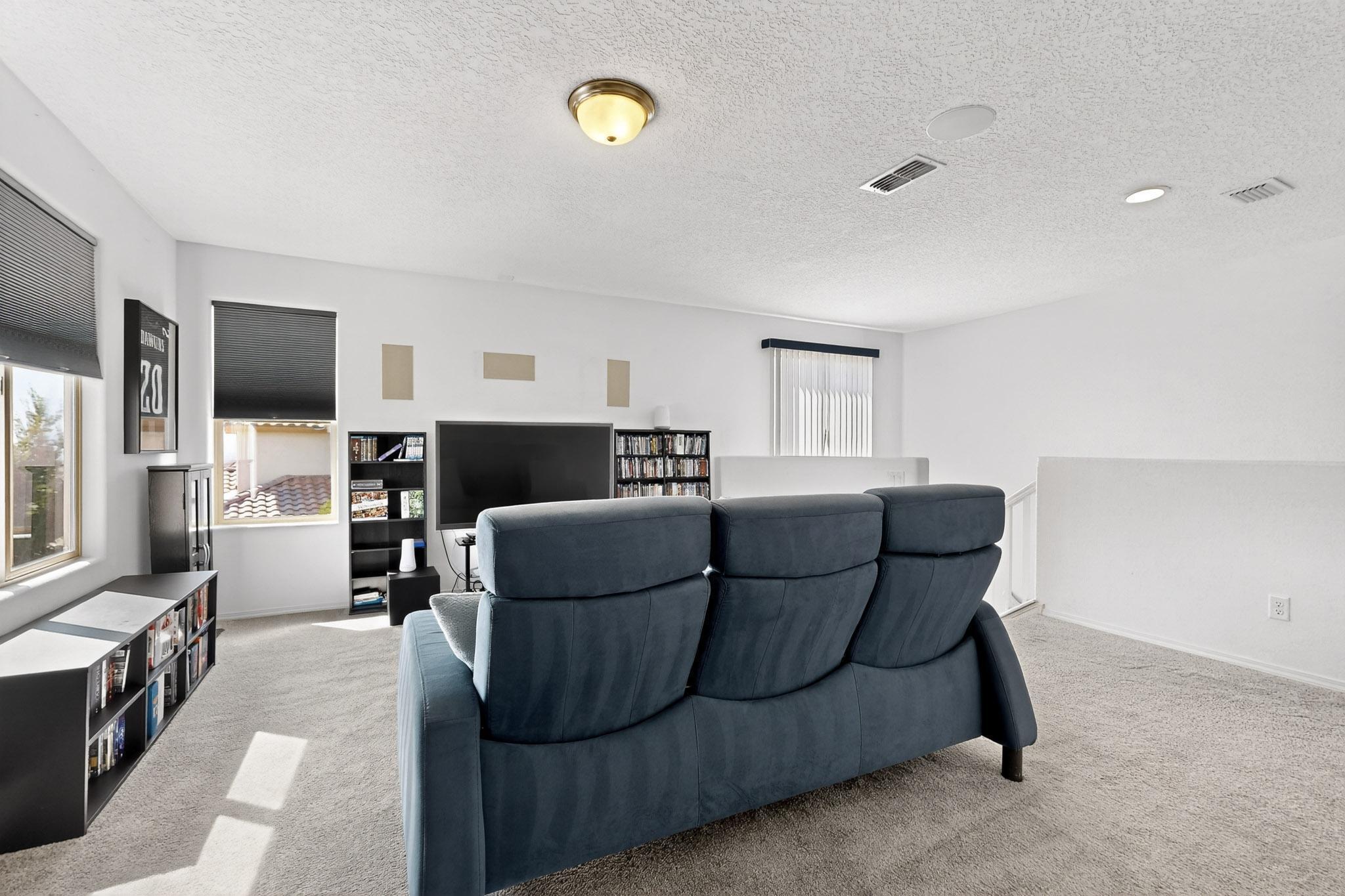 9200 Red Butte Place NW