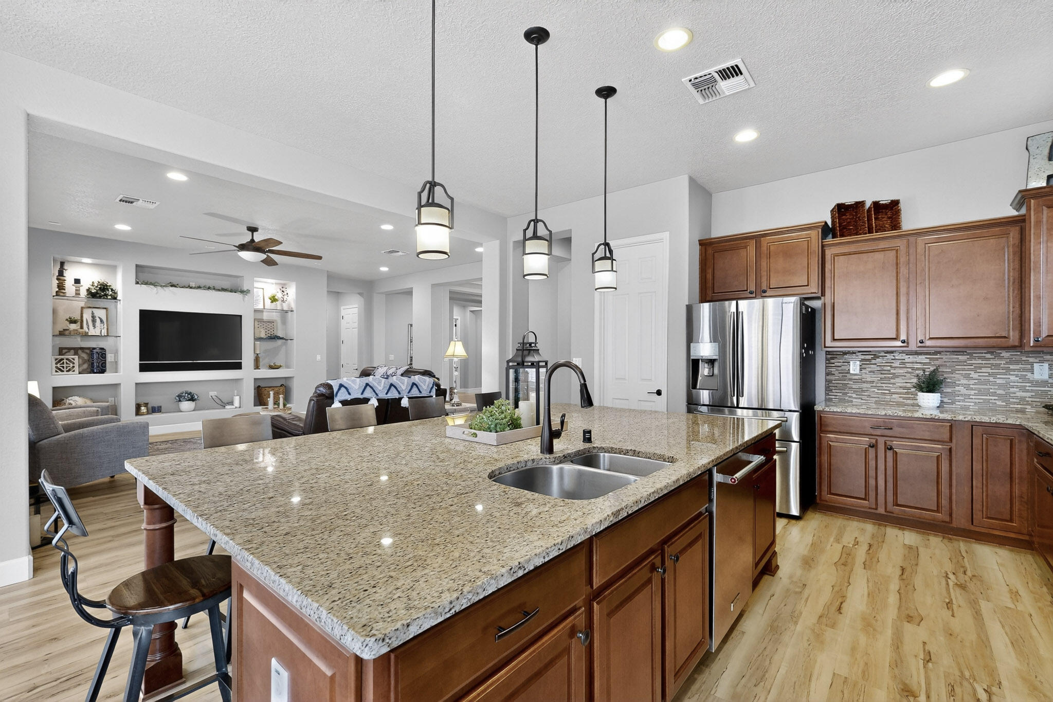 4222 PICO NORTE Lane NE