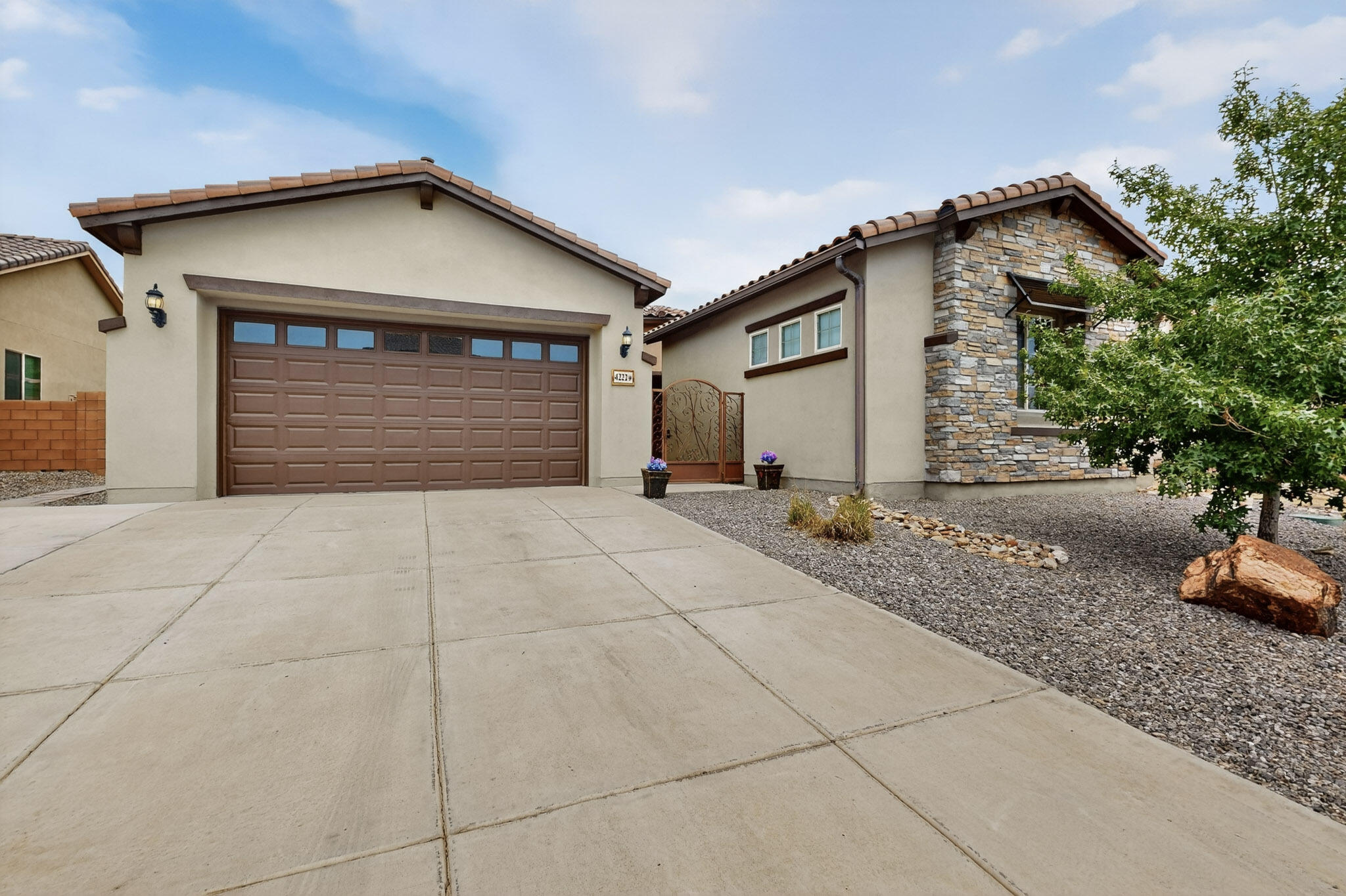 4222 PICO NORTE Lane NE