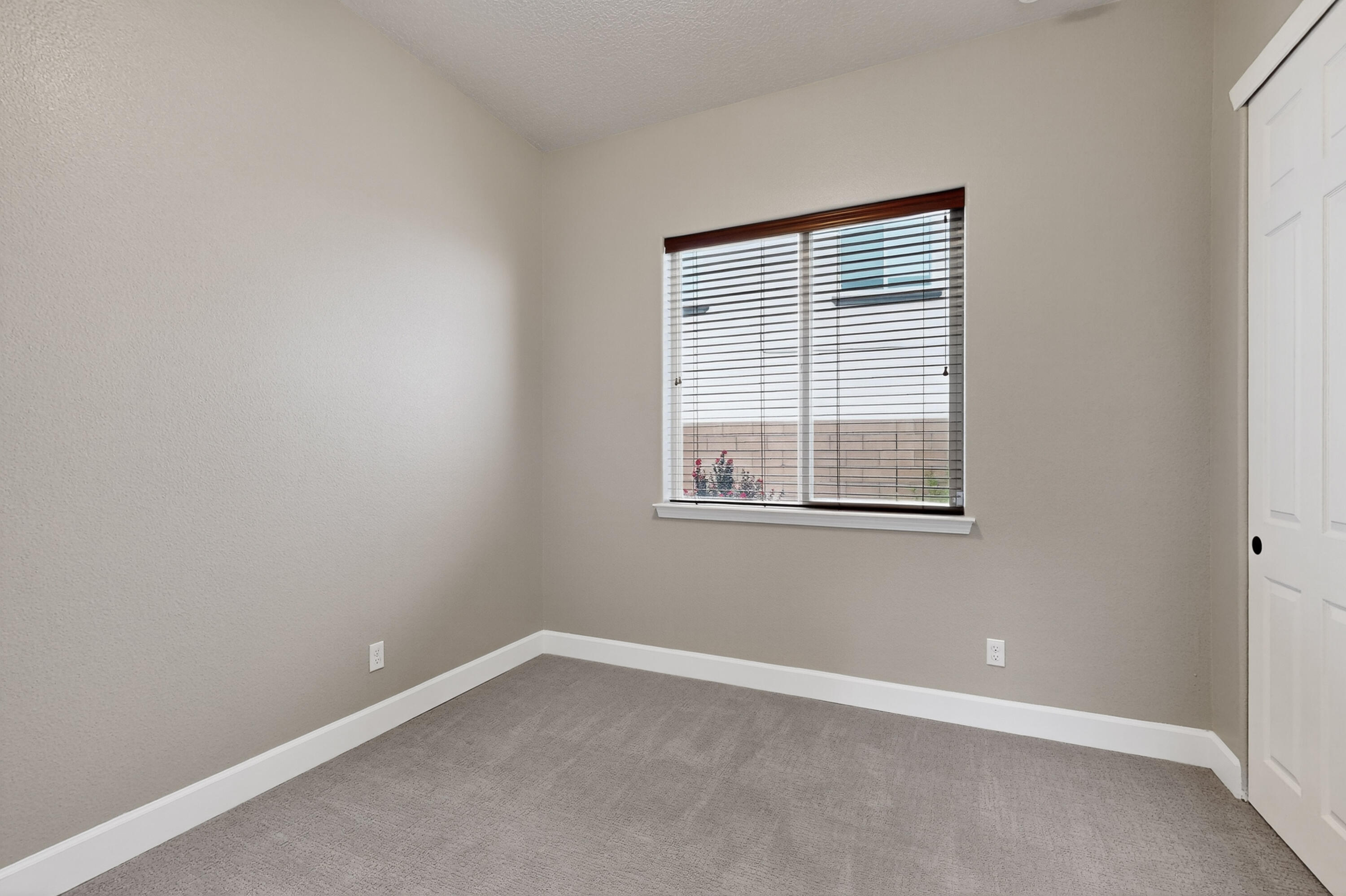 4222 PICO NORTE Lane NE