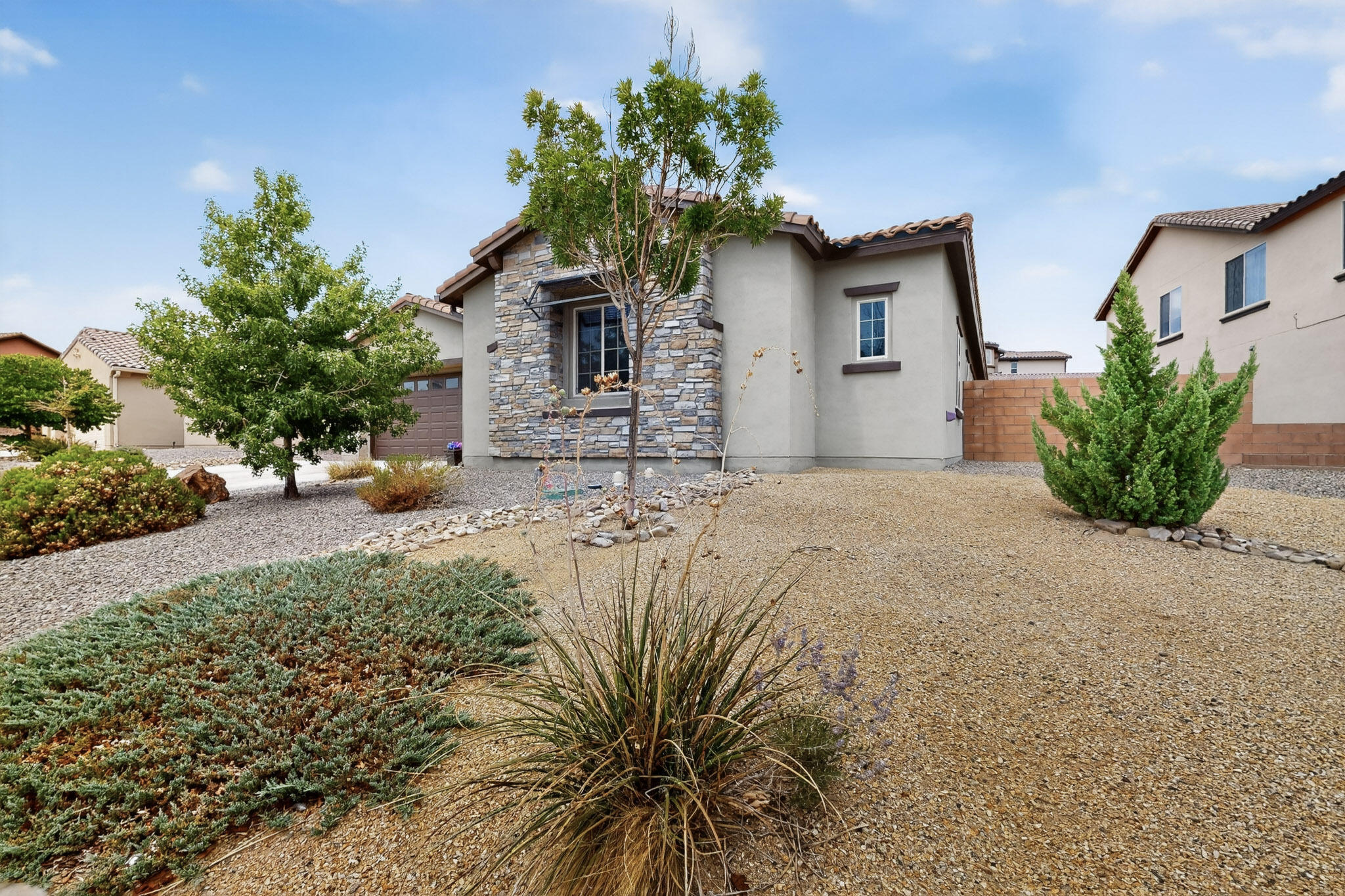 4222 PICO NORTE Lane NE