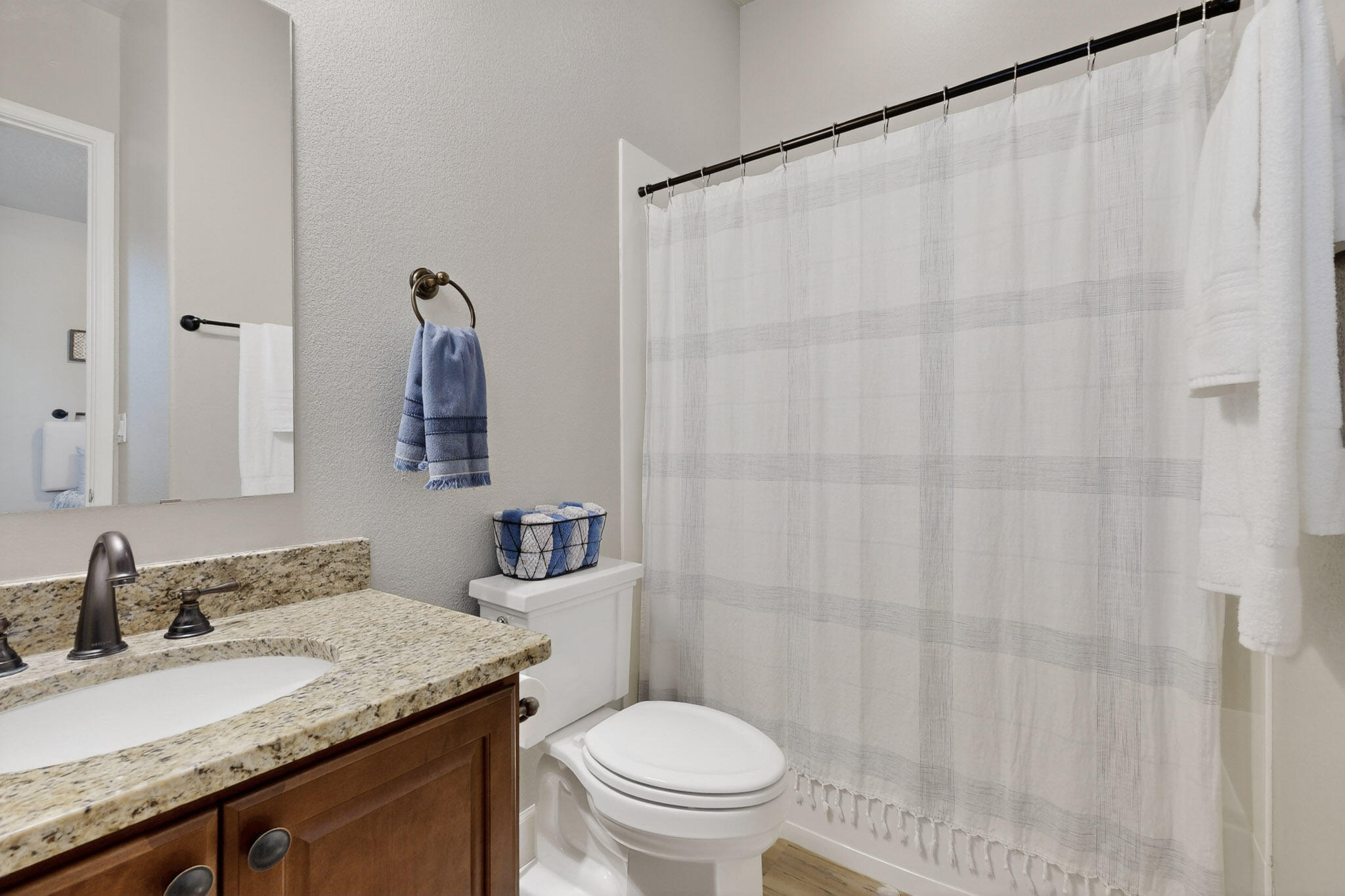 4222 PICO NORTE Lane NE