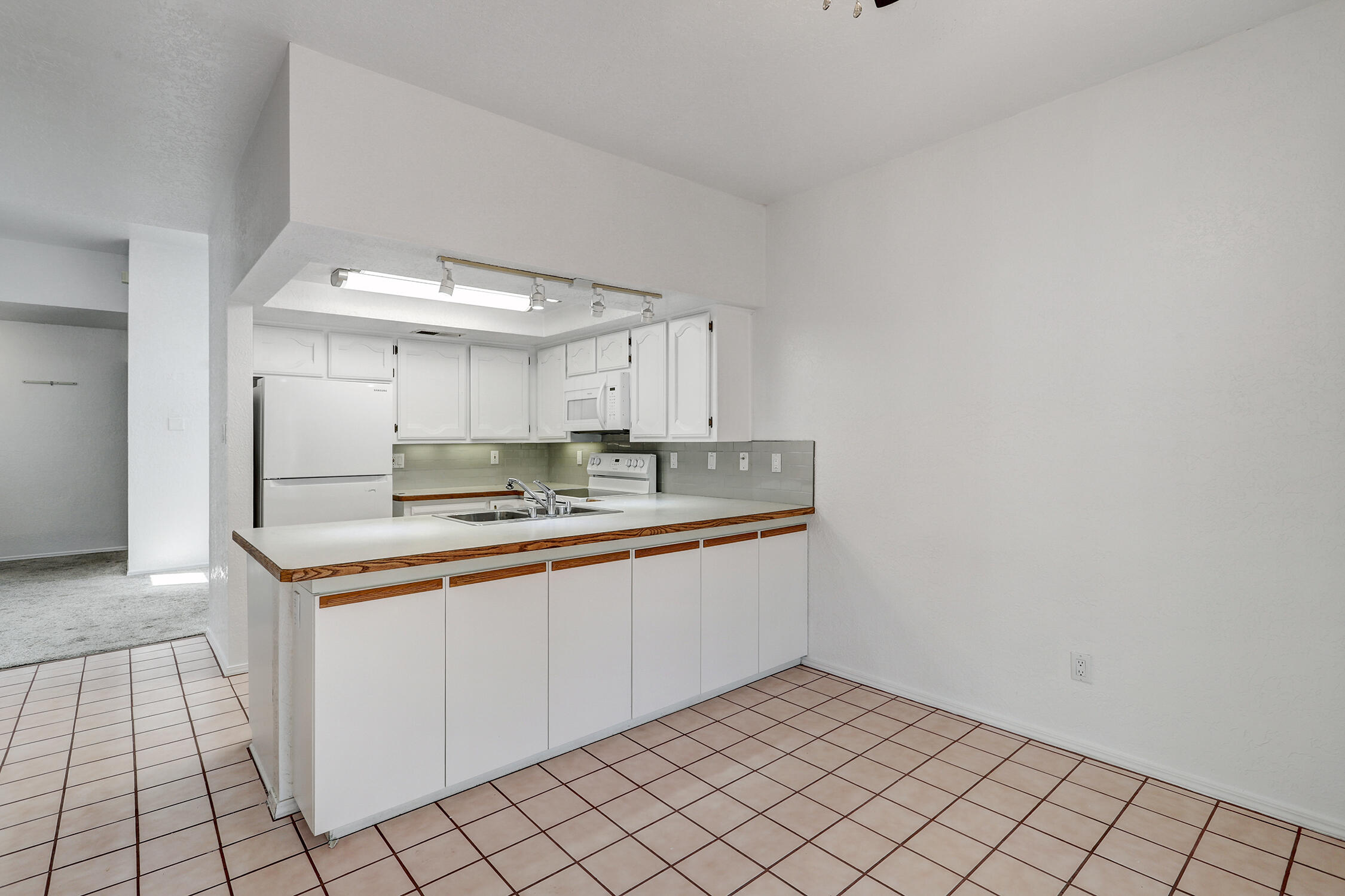 3605 MOON Street NE A