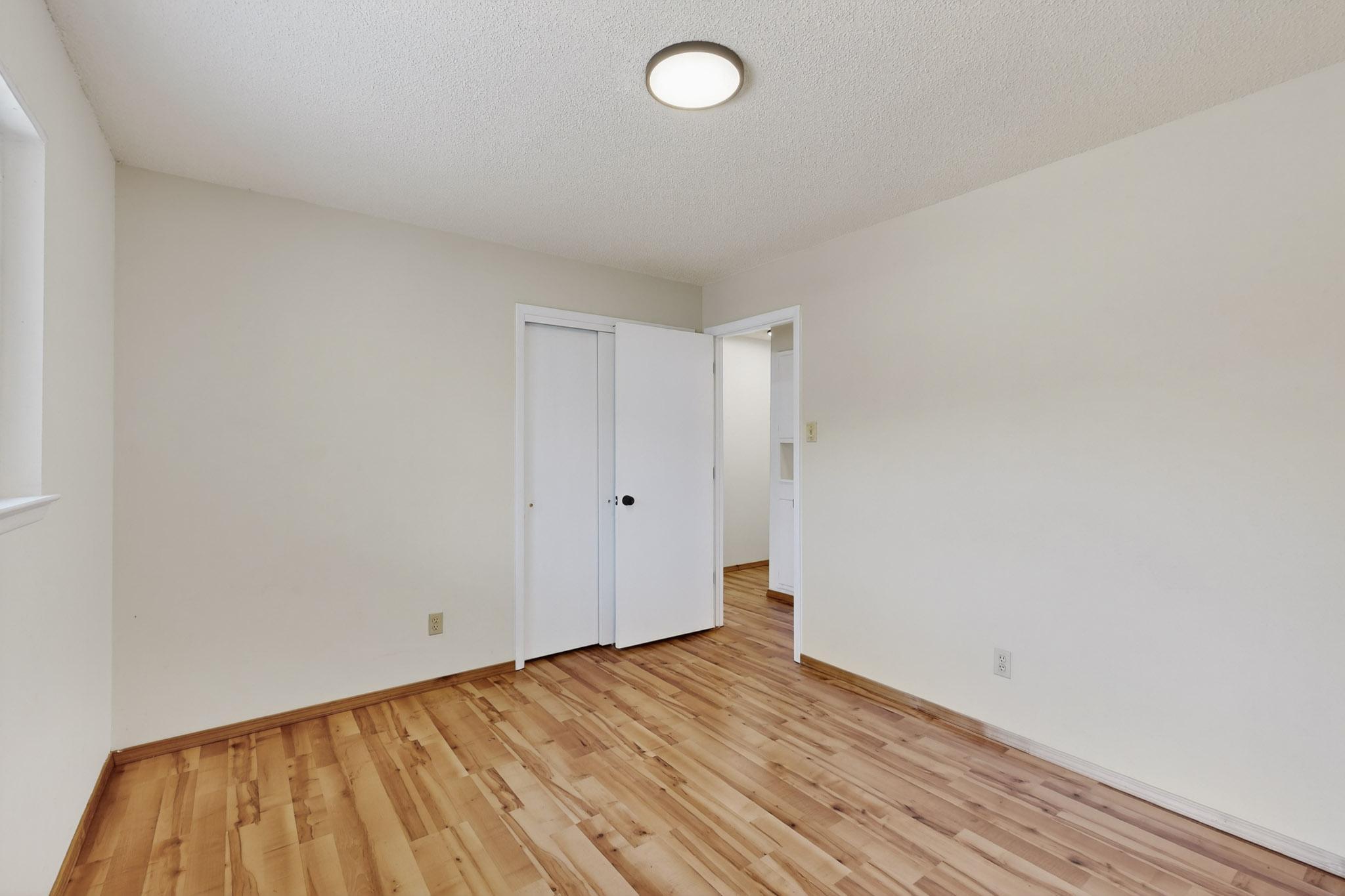 1917 Chelwood Park Boulevard NE