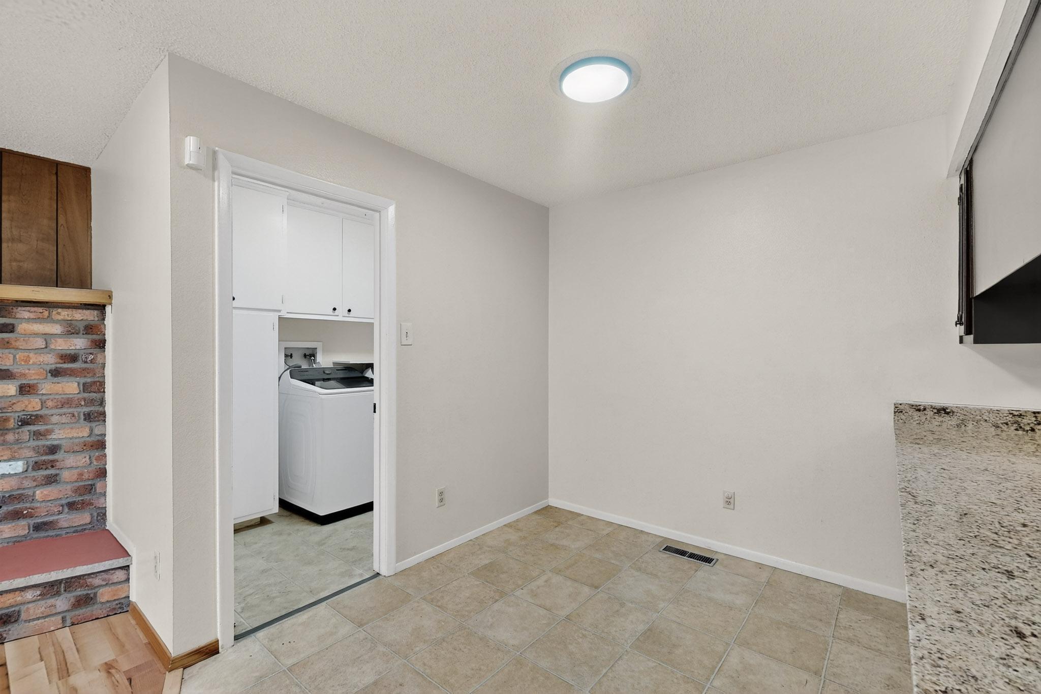 1917 Chelwood Park Boulevard NE