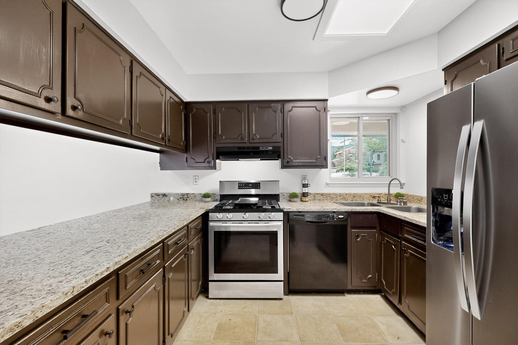 1917 Chelwood Park Boulevard NE