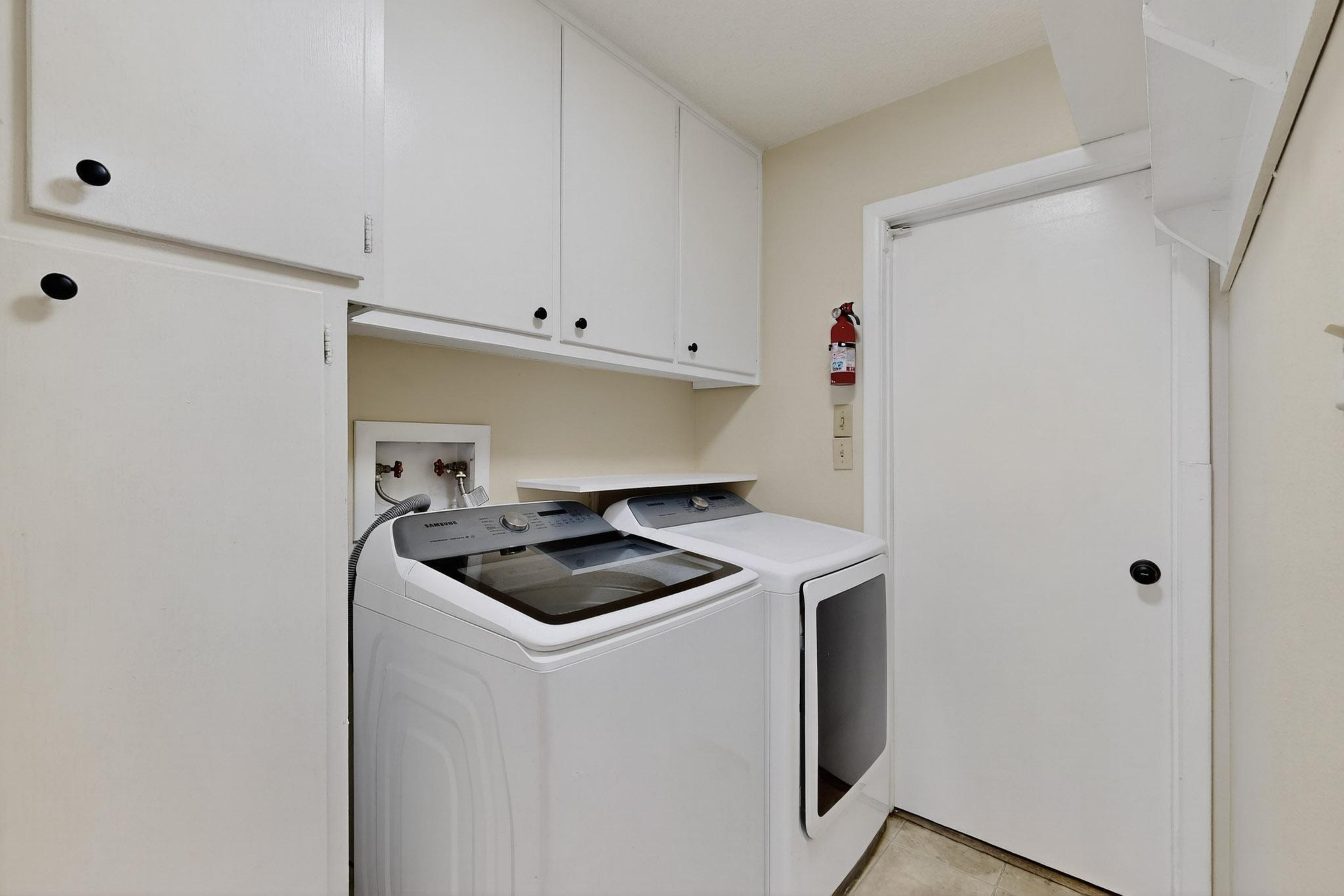 1917 Chelwood Park Boulevard NE