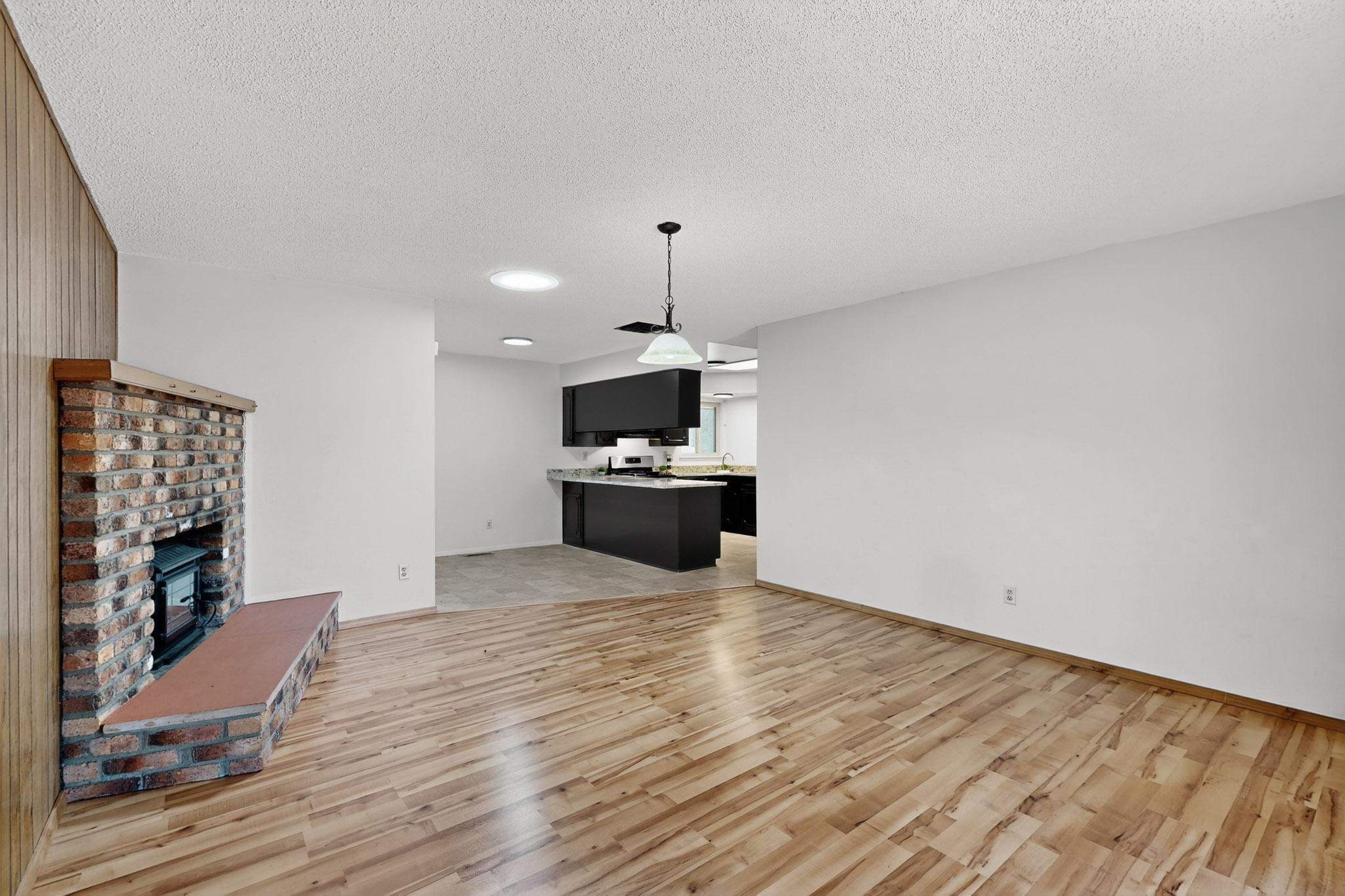 1917 Chelwood Park Boulevard NE