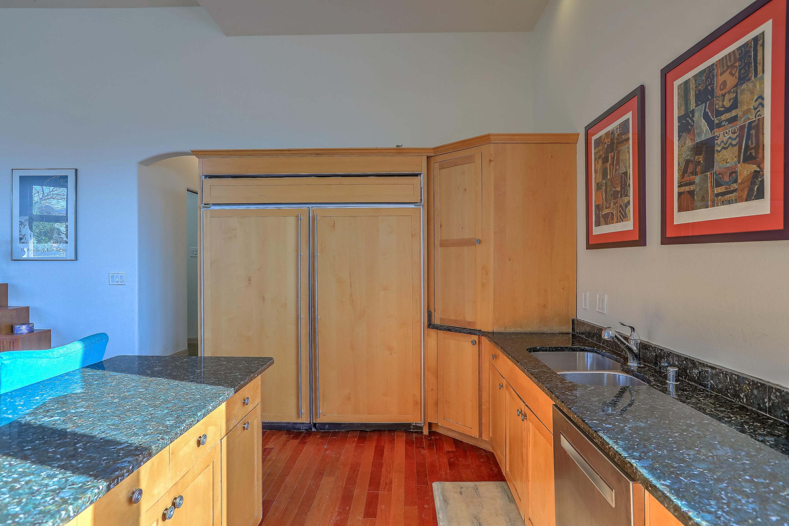 12101 EAGLE ROCK Avenue NE