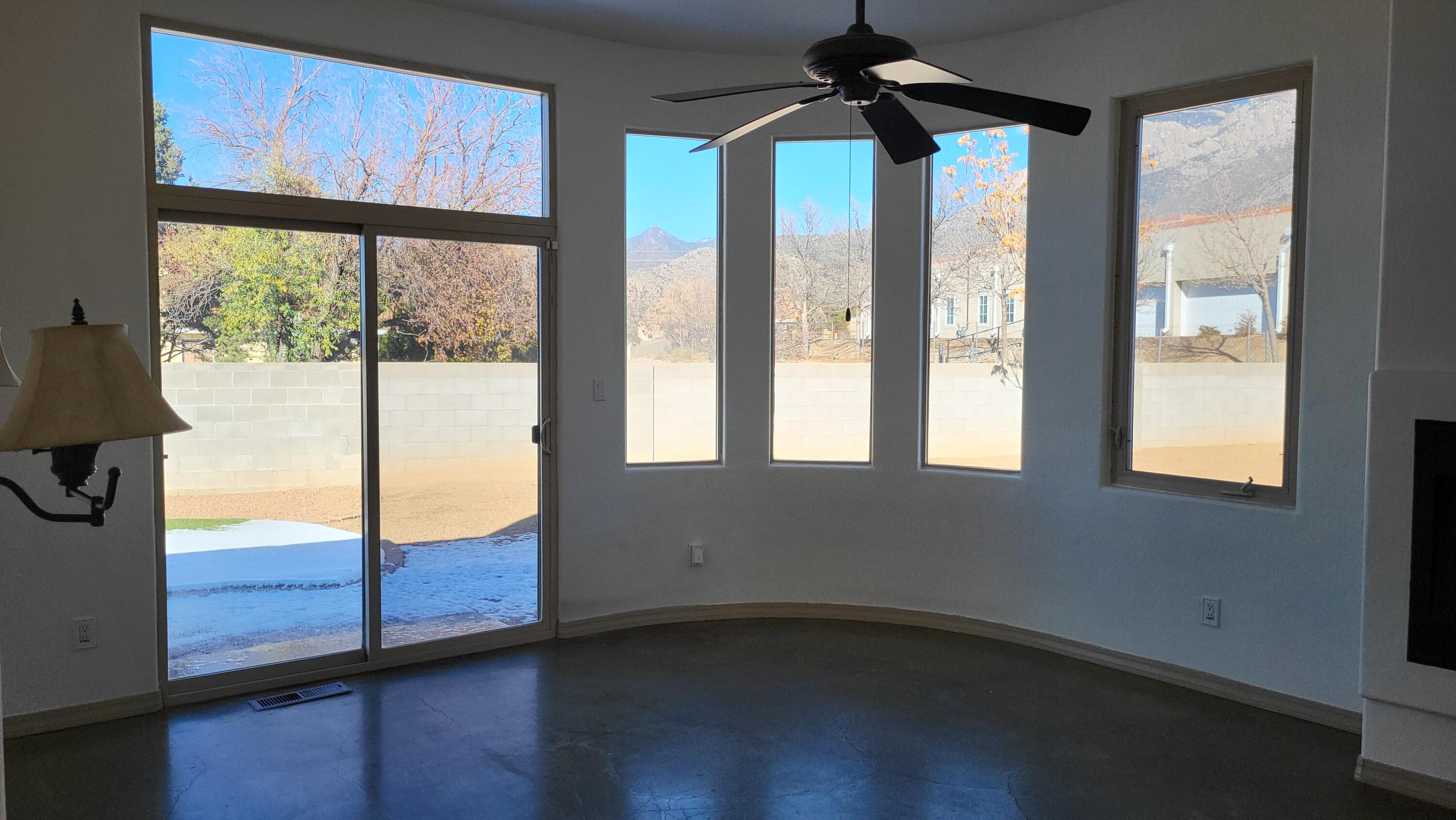 12101 EAGLE ROCK Avenue NE