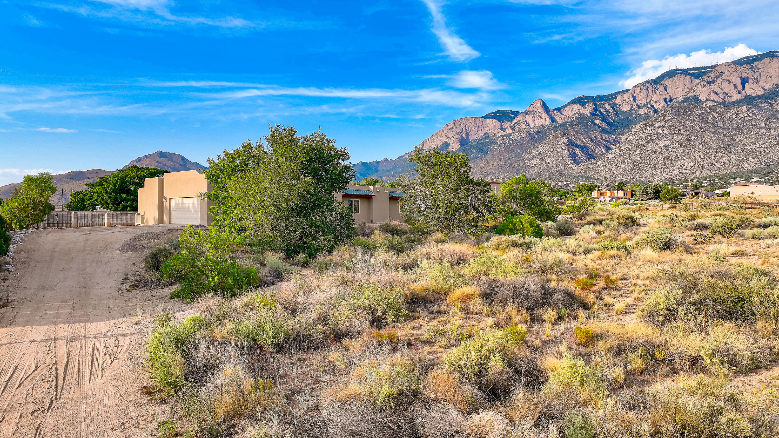 12101 EAGLE ROCK Avenue NE