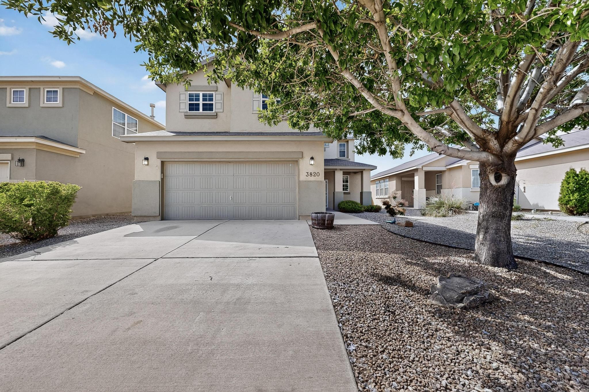 3820 BUCKSKIN Loop NE