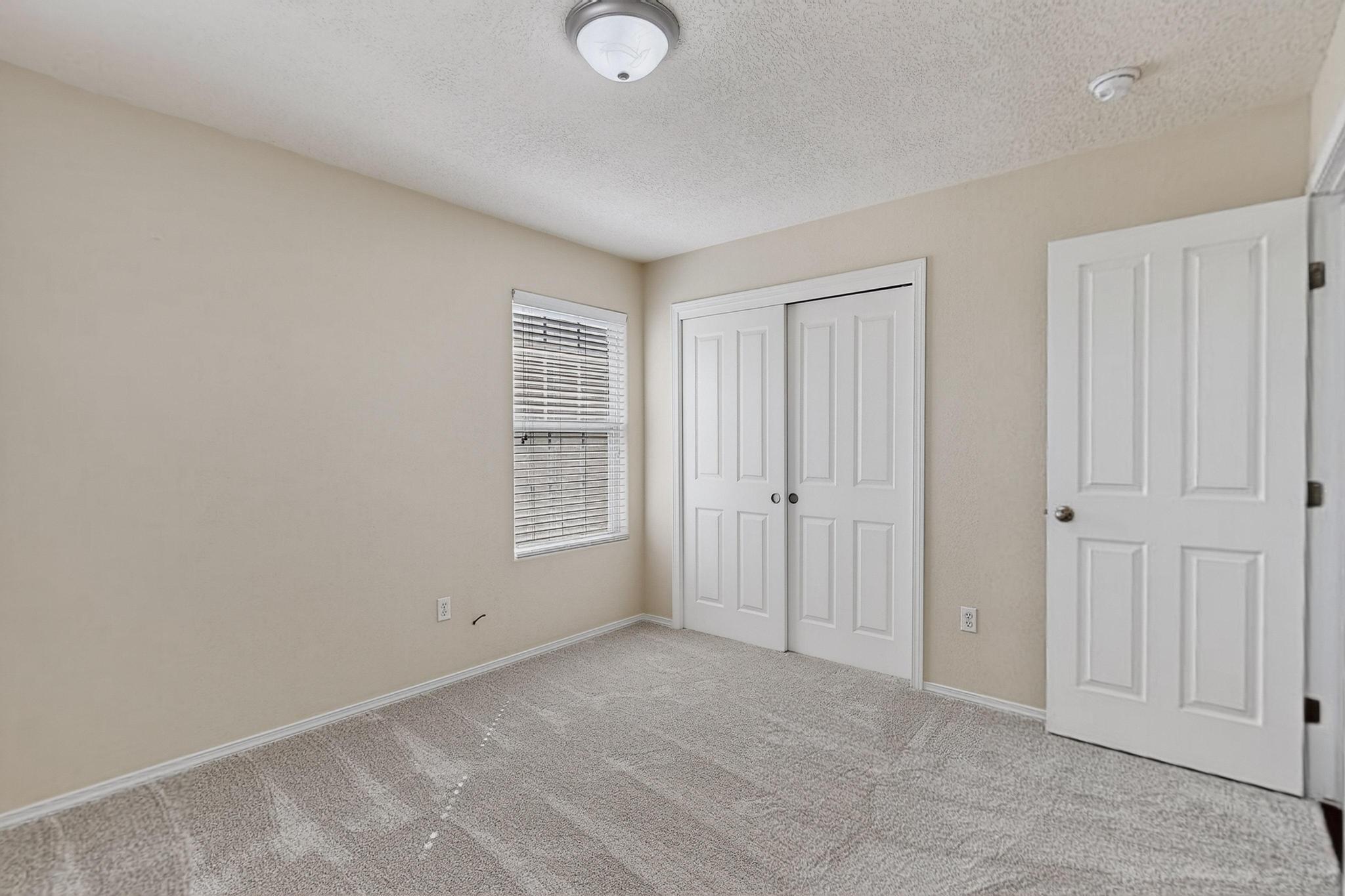 3820 BUCKSKIN Loop NE