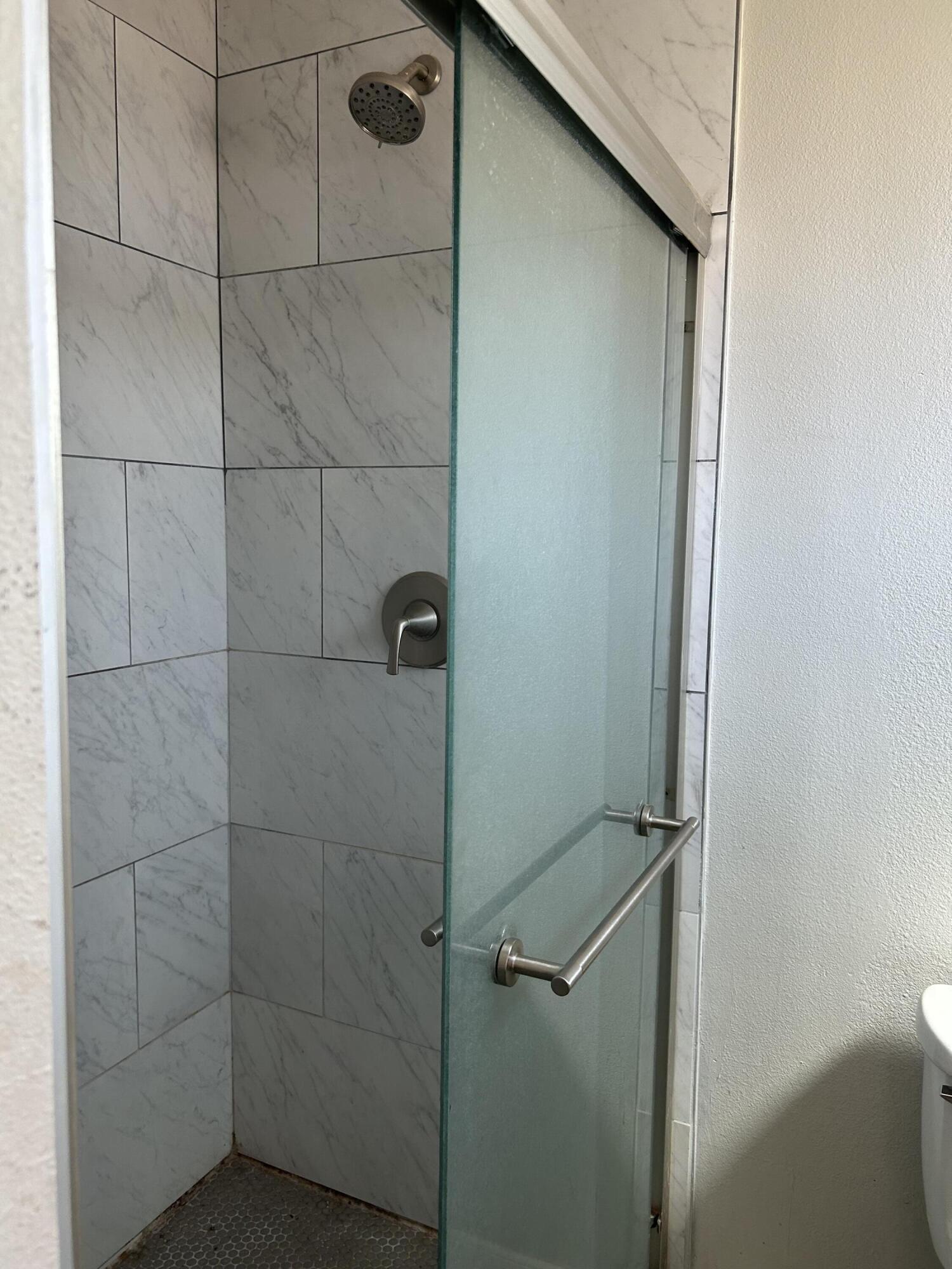 607 SANDIA VISTA Court SE