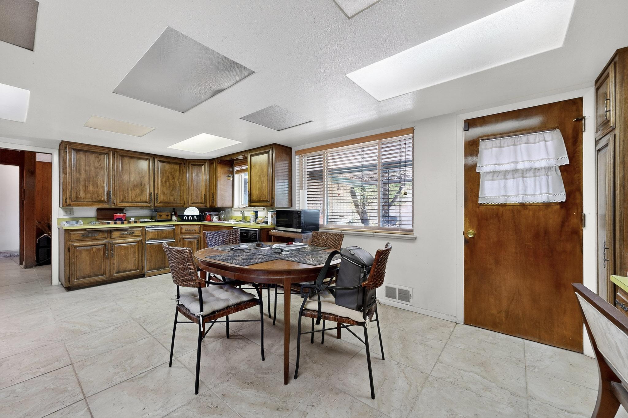 1408 SAN PABLO Street NE