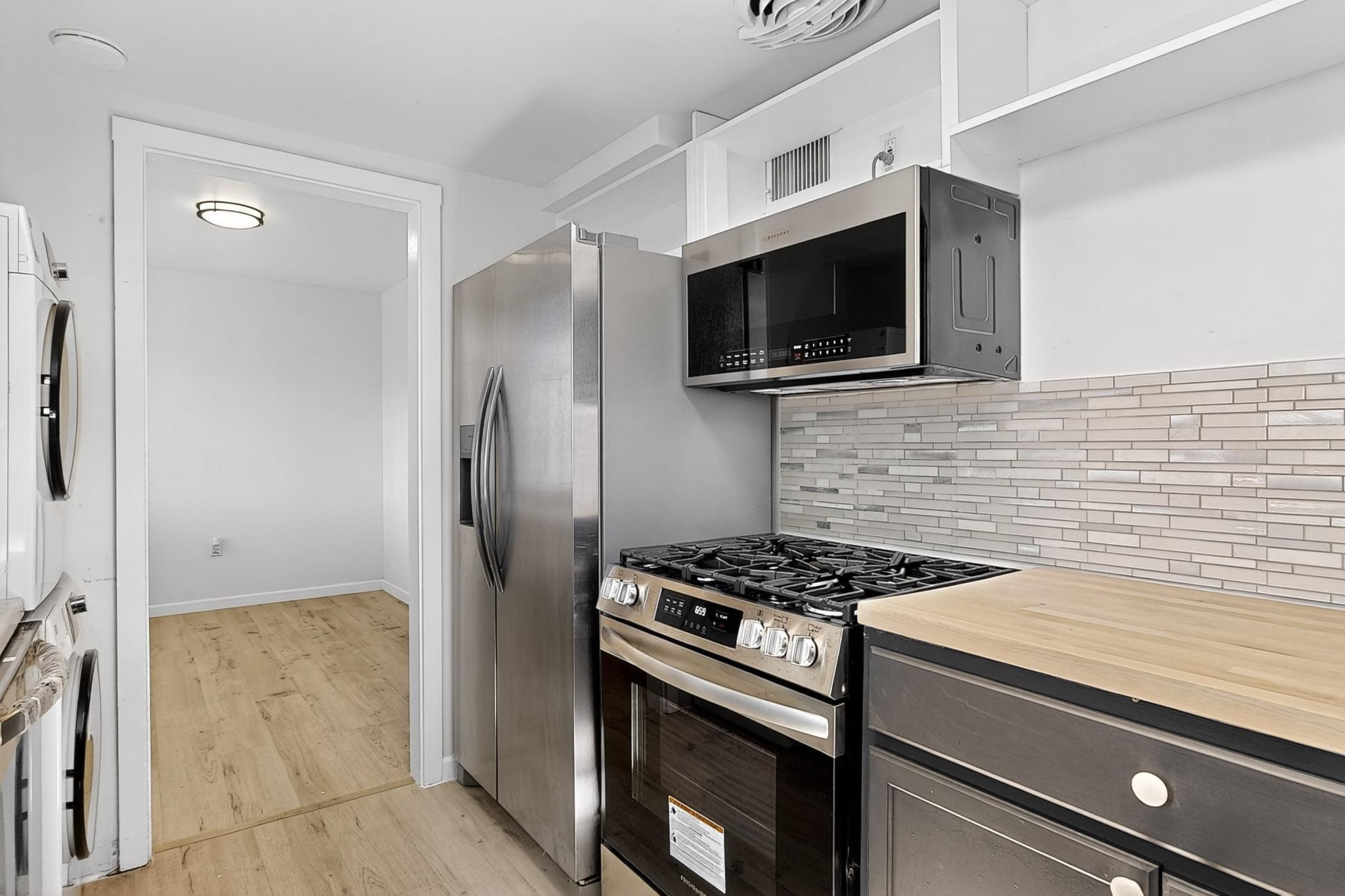 4039 SYCAMORE Street