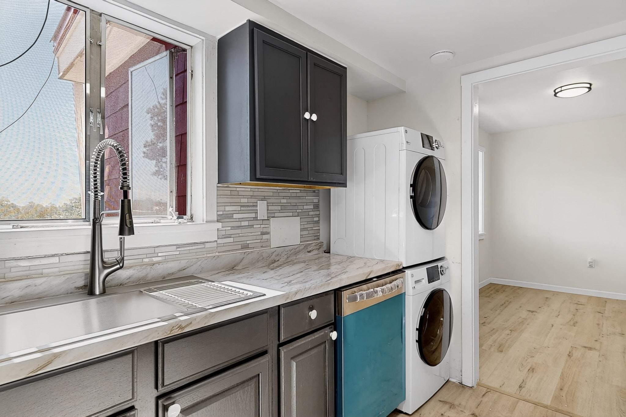 4039 SYCAMORE Street