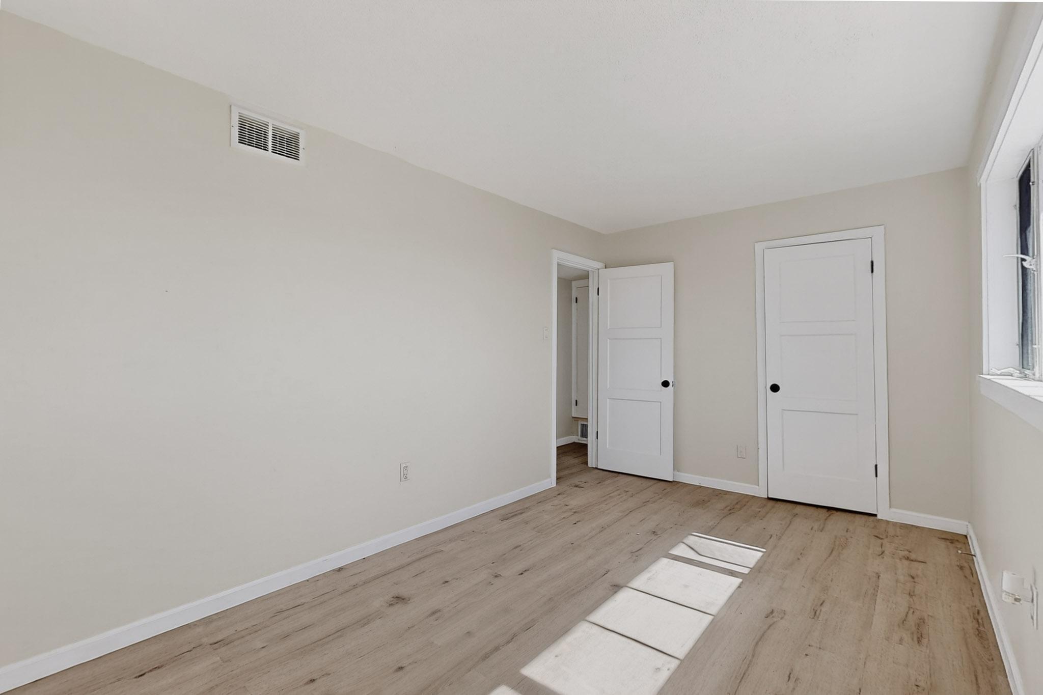 4039 SYCAMORE Street