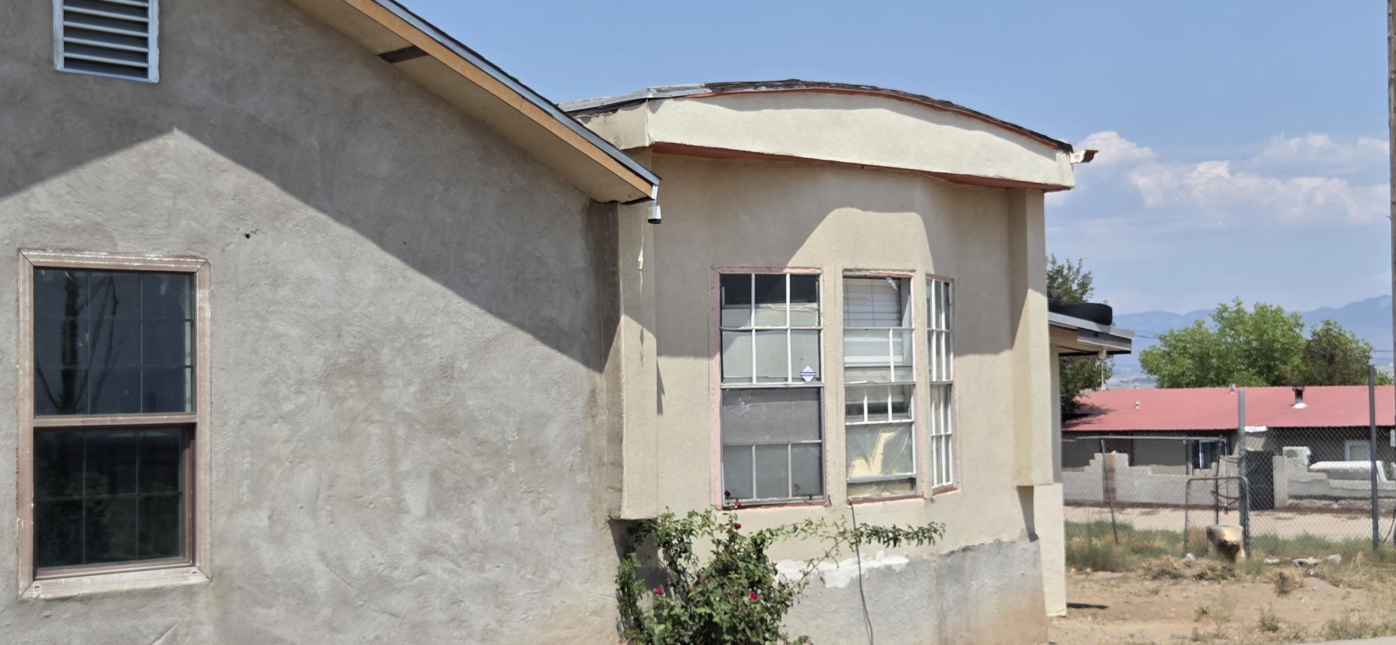 5609 DOUGLAS Lane SW