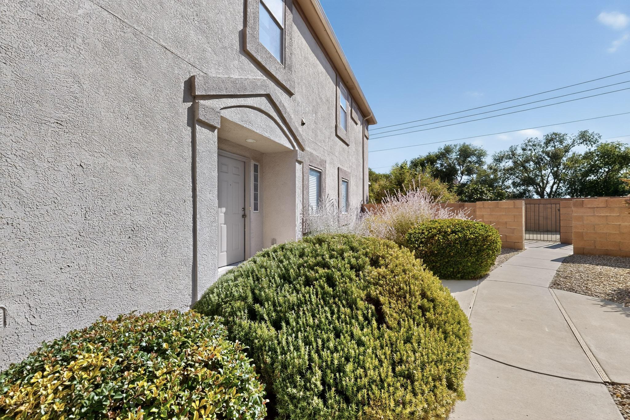 5515 Valle Alegre Way NW