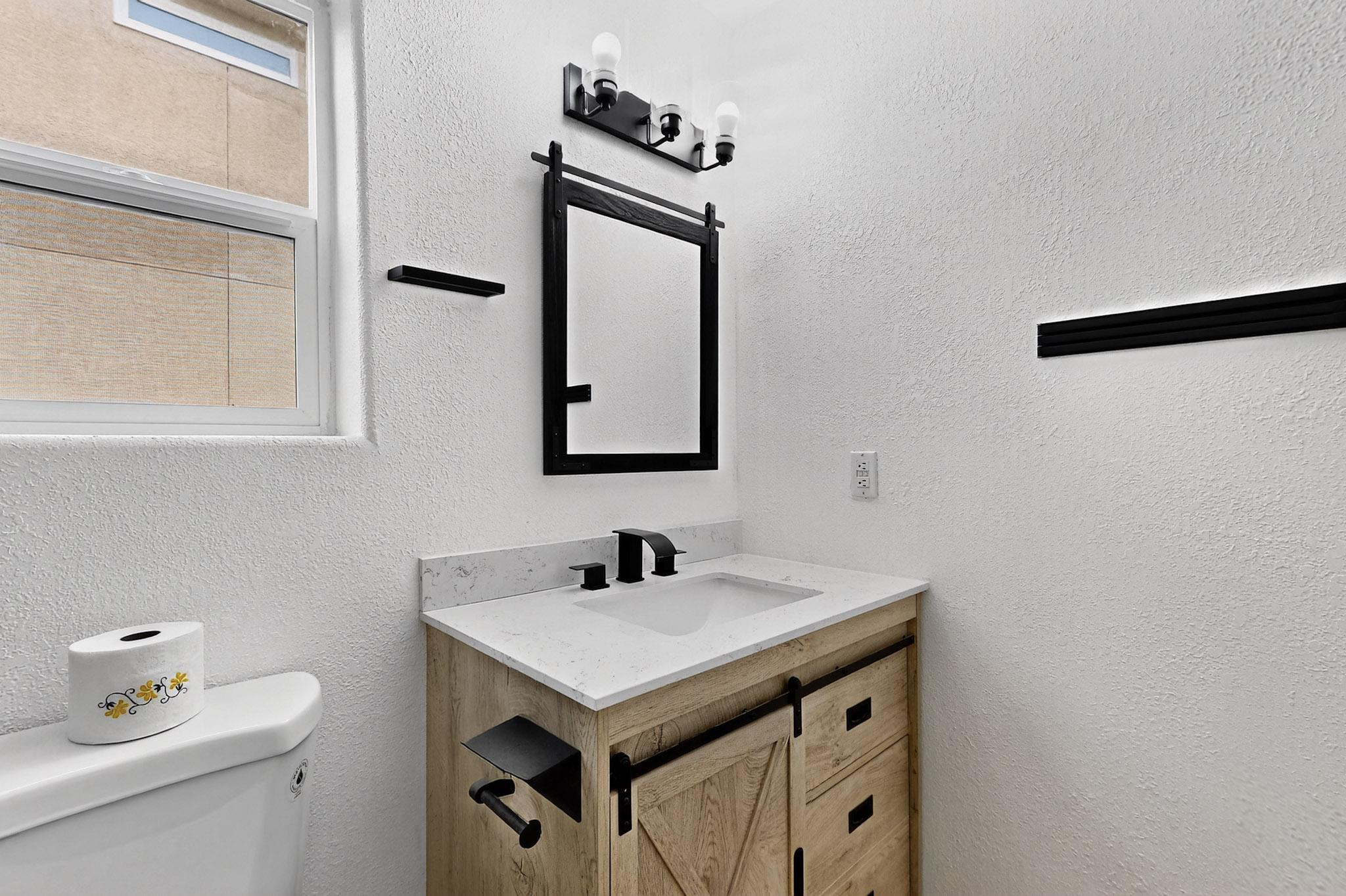 8409 GLYNVIEW Court NW