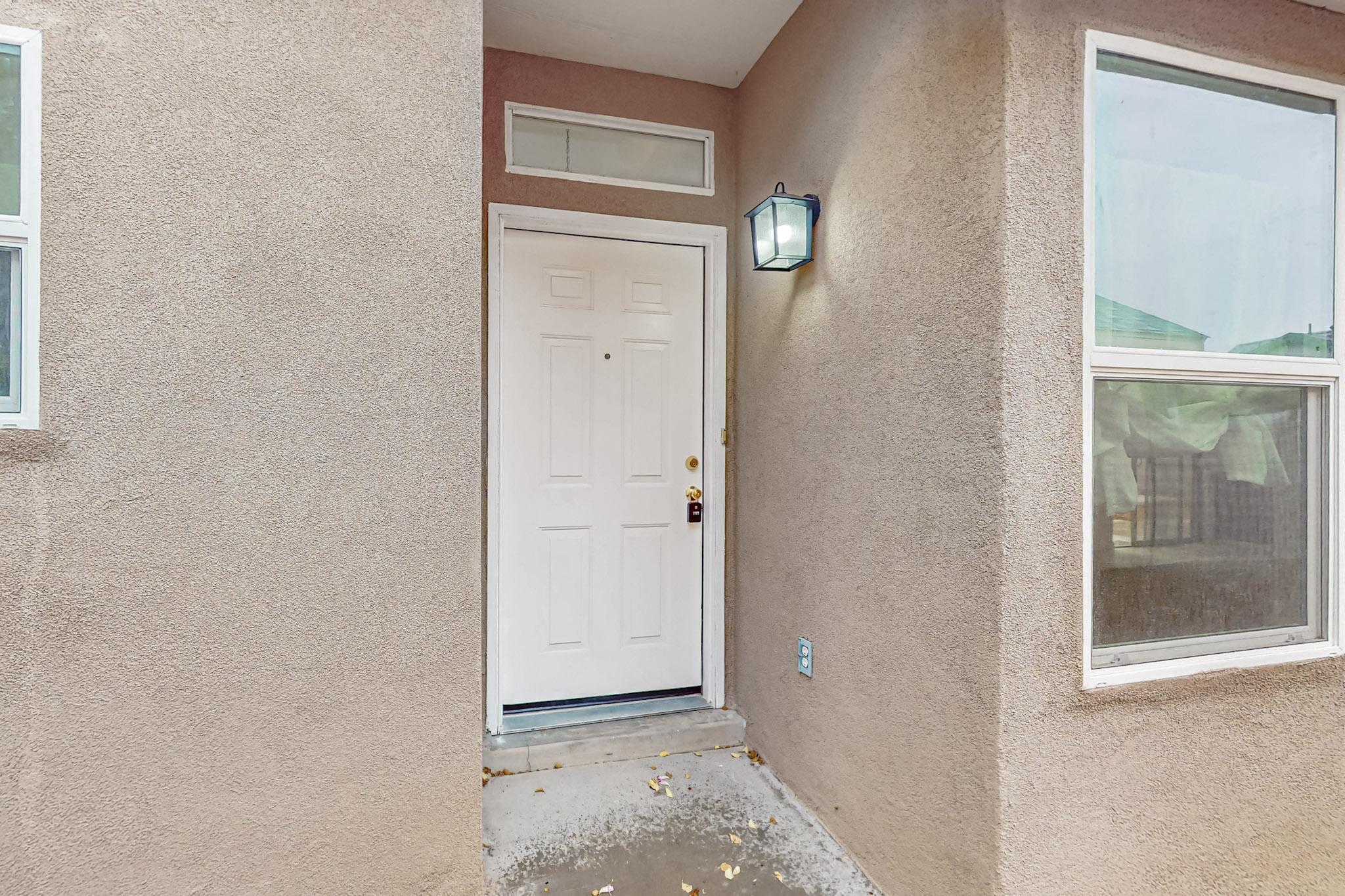 8409 GLYNVIEW Court NW